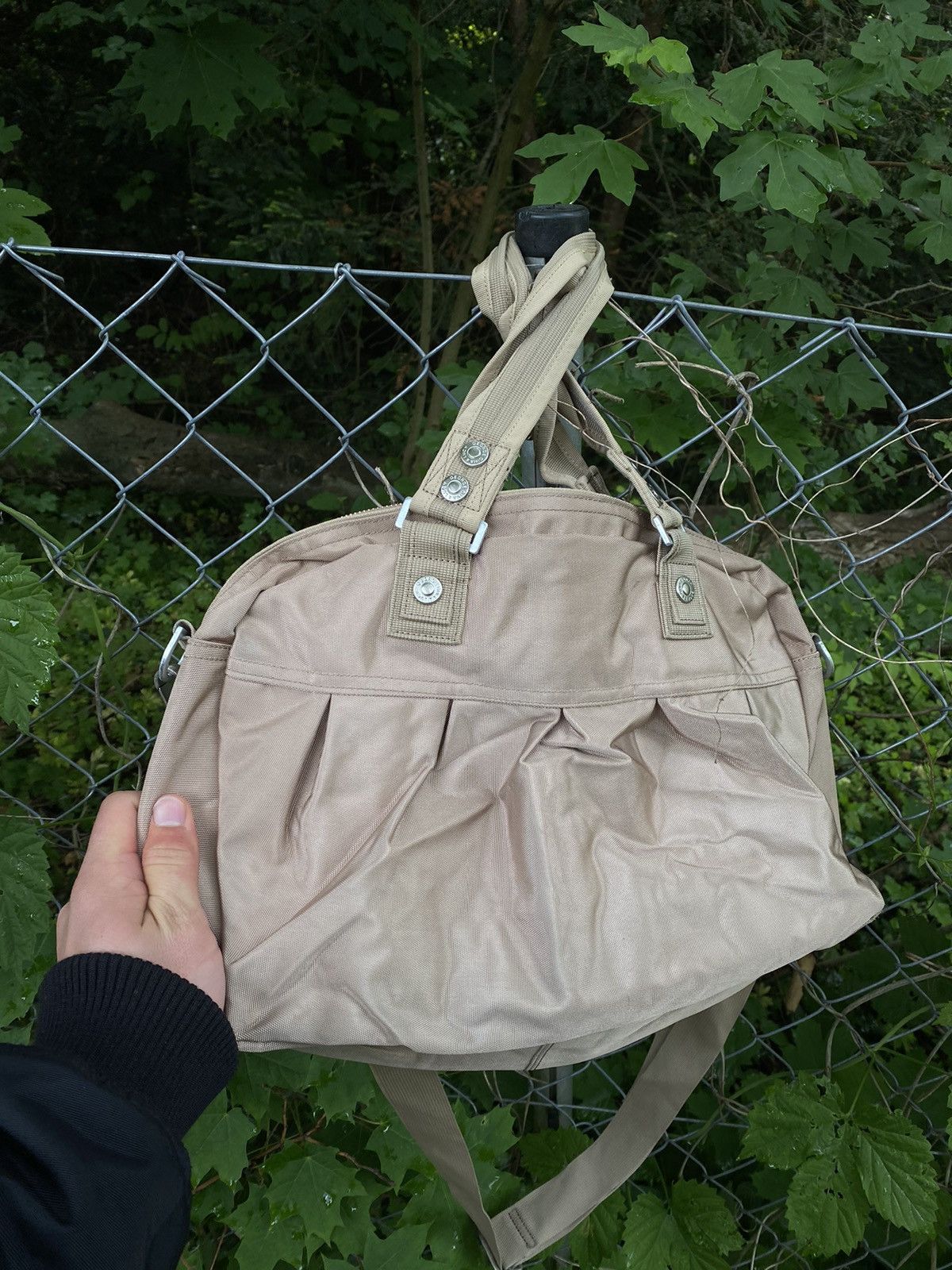 Japanese Brand George Gina & Lucy GGL Multipocket Crossbody Bag Size ONE SIZE - 6 Thumbnail