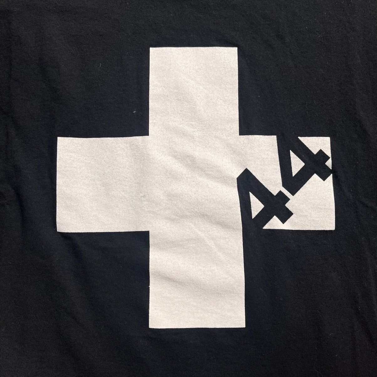 Band Tees +44 1st Tour LA official Band T Shirt Blink Box Care Size US XL / EU 56 / 4 - 2 Thumbnail