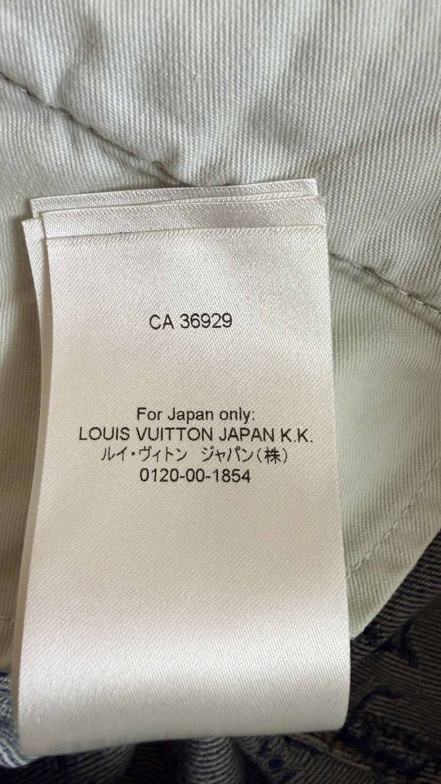 Louis Vuitton LOUIS VUITTON Graffiti 34 denim Jeans Brand New Size US 34 / EU 50 - 13 Thumbnail