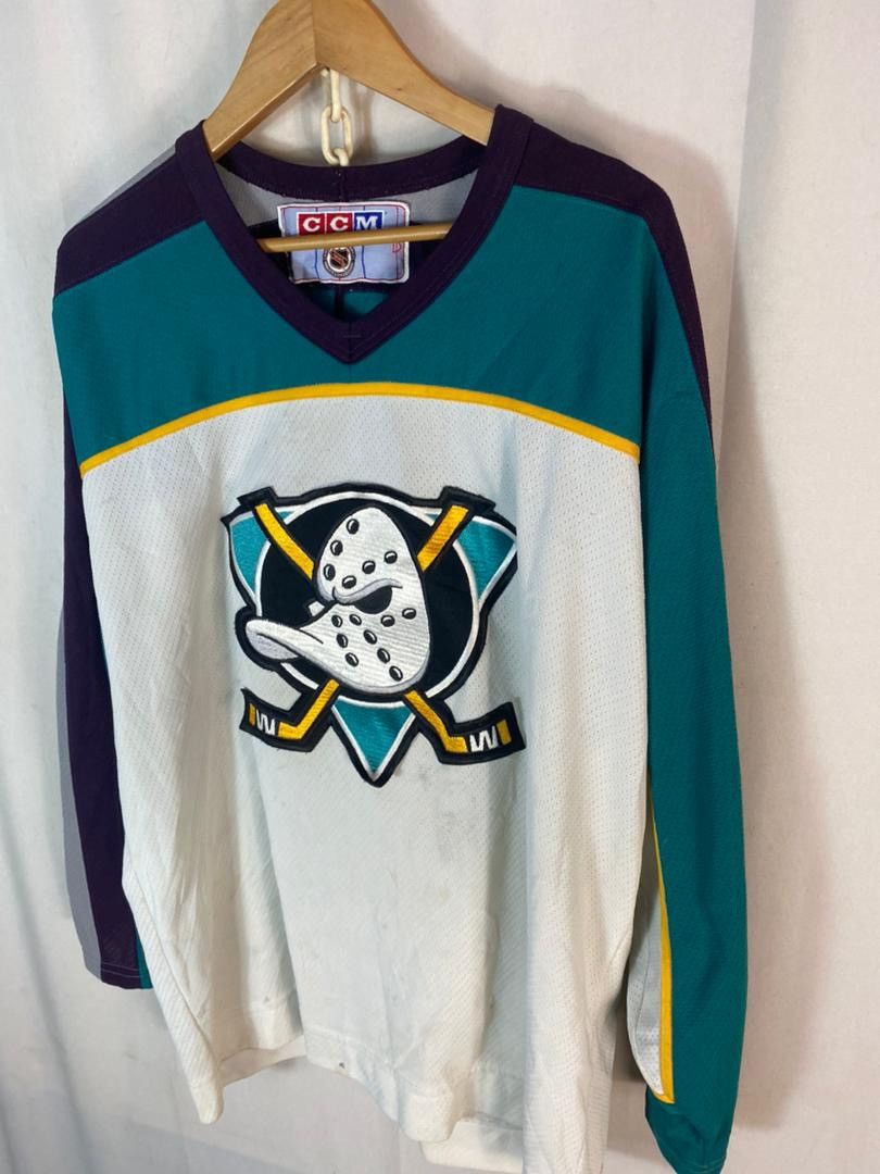 Ccm × NHL × Vintage Vintage mighty ducks hockey ice jersey with patches by ccm Size US M / EU 48-50 / 2 - 4 Thumbnail