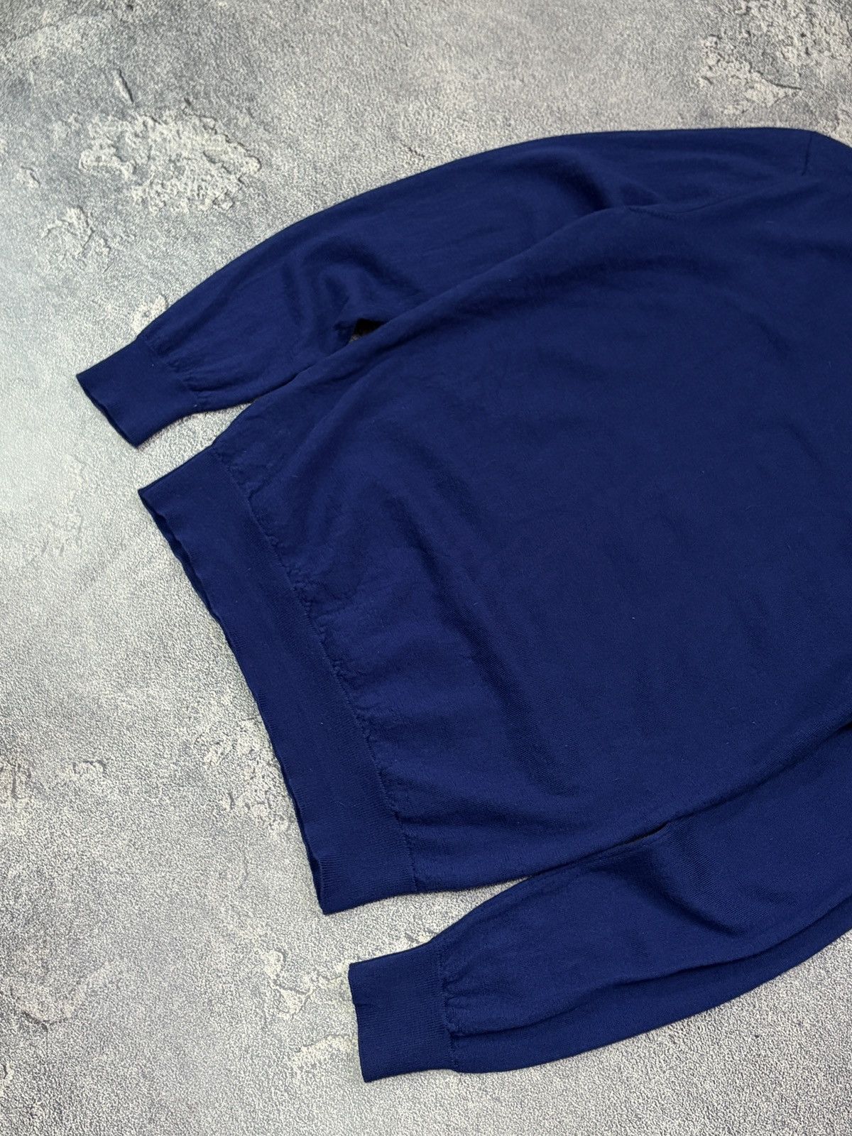 Lacoste Lacoste Men's V-Neck Sweater Navy Blue 100% Wool Size L / 5 Size US L / EU 52-54 / 3 - 9 Thumbnail