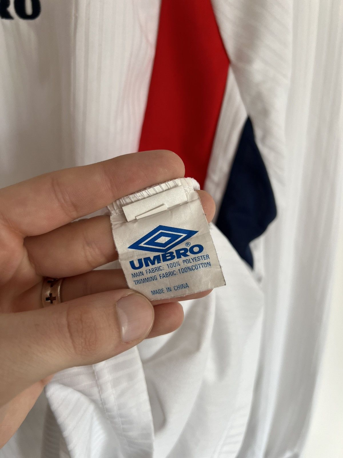 Umbro Vintage Umbro Long sleeve Soccer jersey 1997/98/99 Size US XL / EU 56 / 4 - 7 Thumbnail