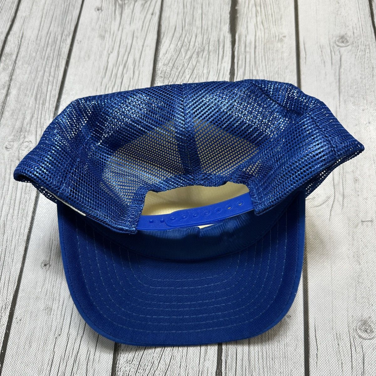 NHL × Vintage Vintage New York Rangers trucker hat Size ONE SIZE - 2 Thumbnail