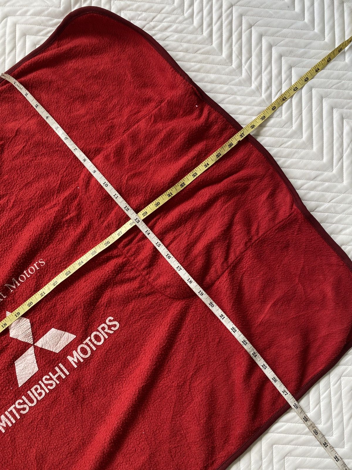Other Mitsubishi Heart-Beat Fleece Blanket Rare Dealer Promo Item Size ONE SIZE - 4 Thumbnail