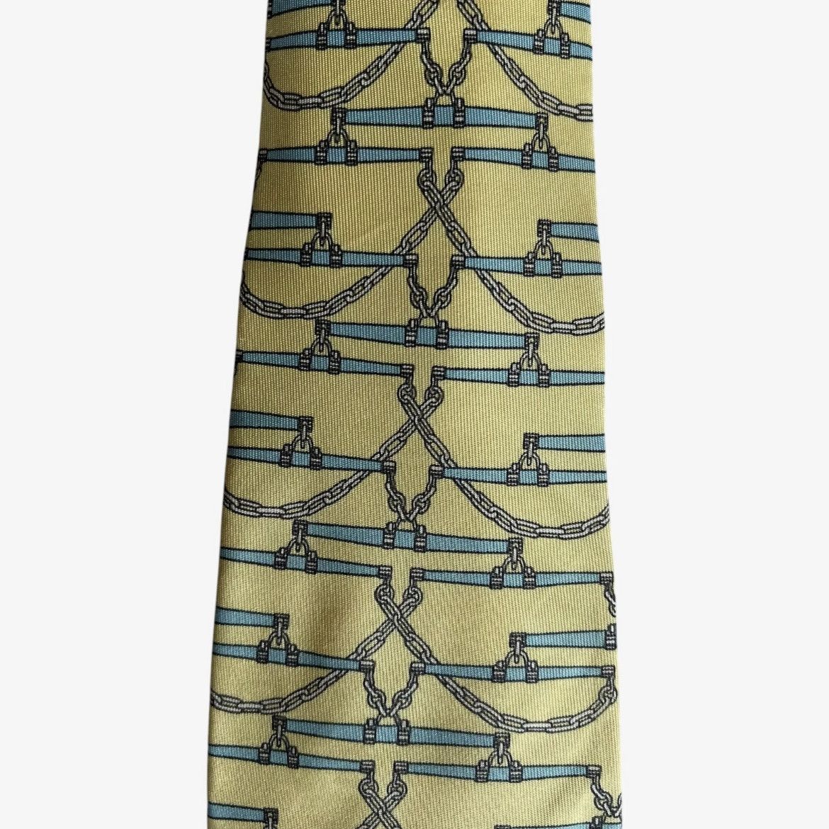Hermes Vintage 90s Hermes 605 SA Metal Chain Print Yellow Silk Tie Size ONE SIZE - 4 Thumbnail