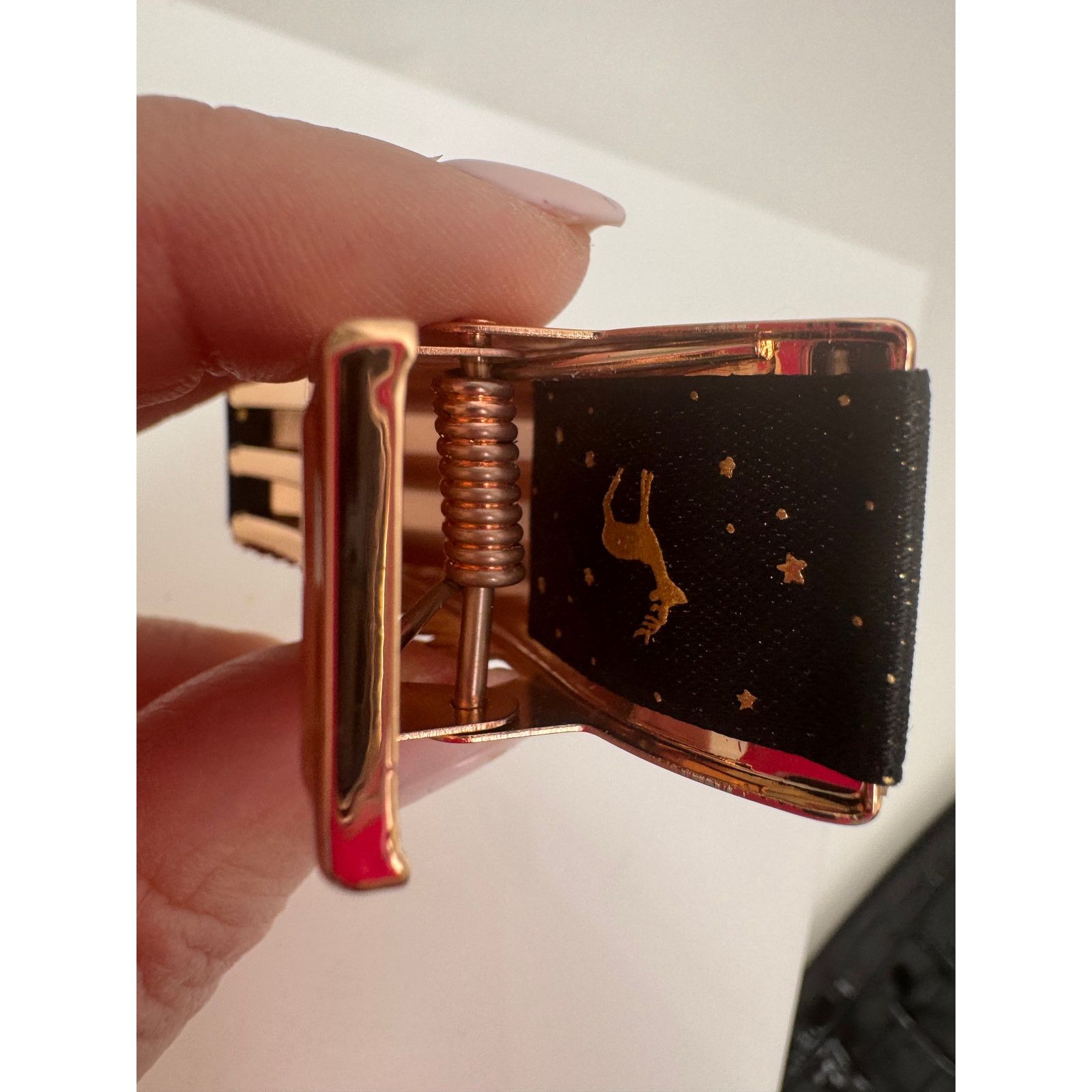 Chanel Chanel Black & Gold Logo Star Print Hair Barrette Clip Size ONE SIZE - 5 Thumbnail