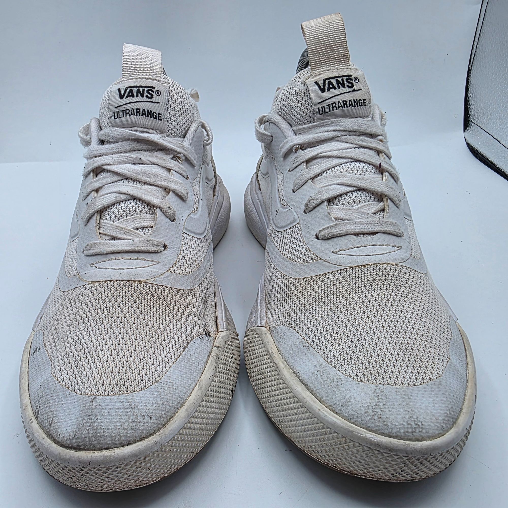 Vans Vans UltraRange Womens 8 White Athletic Shoes Lightweight Ca Size US 8 / IT 38 - 2 Thumbnail