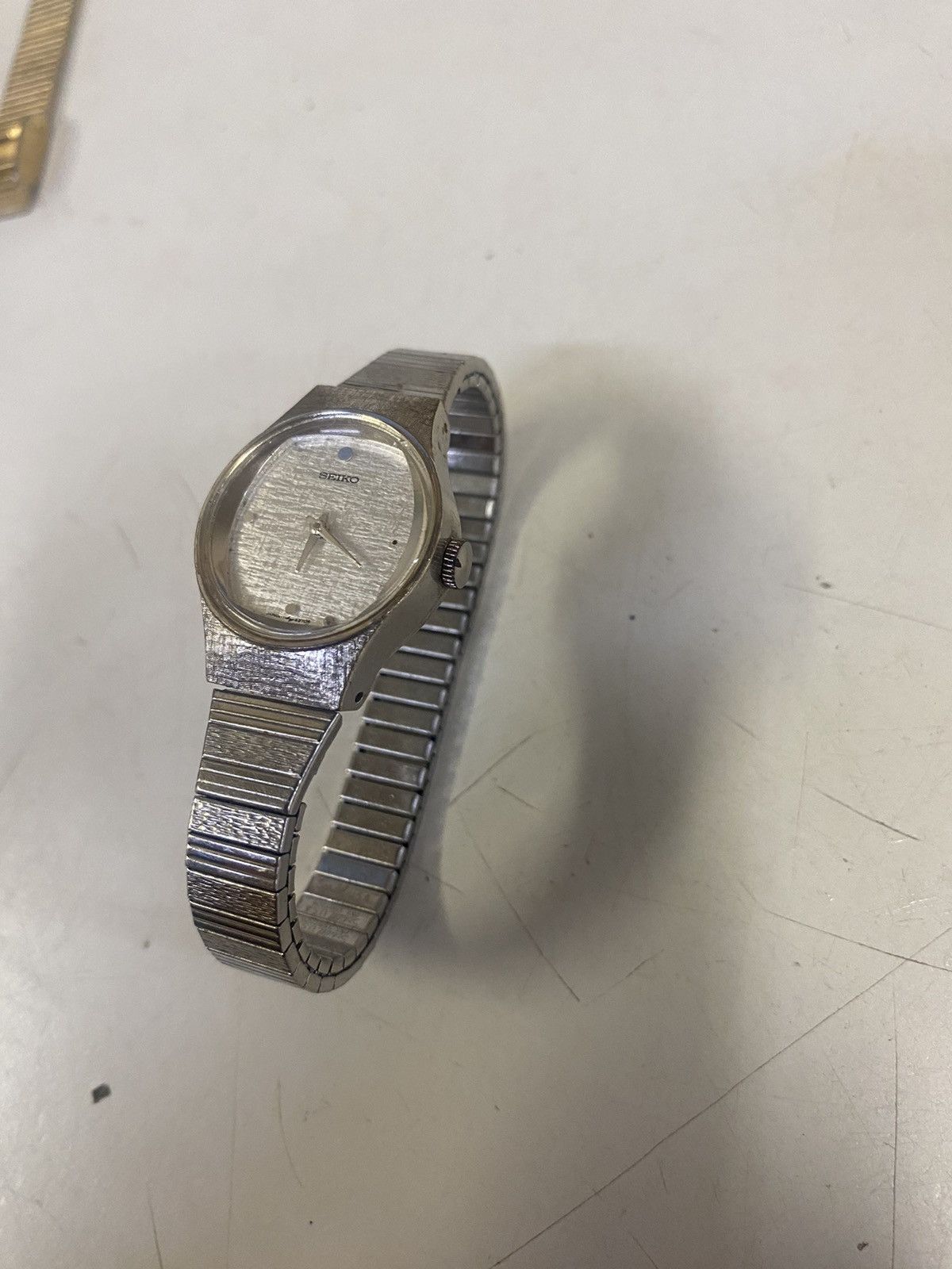 Seiko Vintage Seiko 11-8260 Mechanical Silver Women’s watch! Size ONE SIZE - 6 Thumbnail