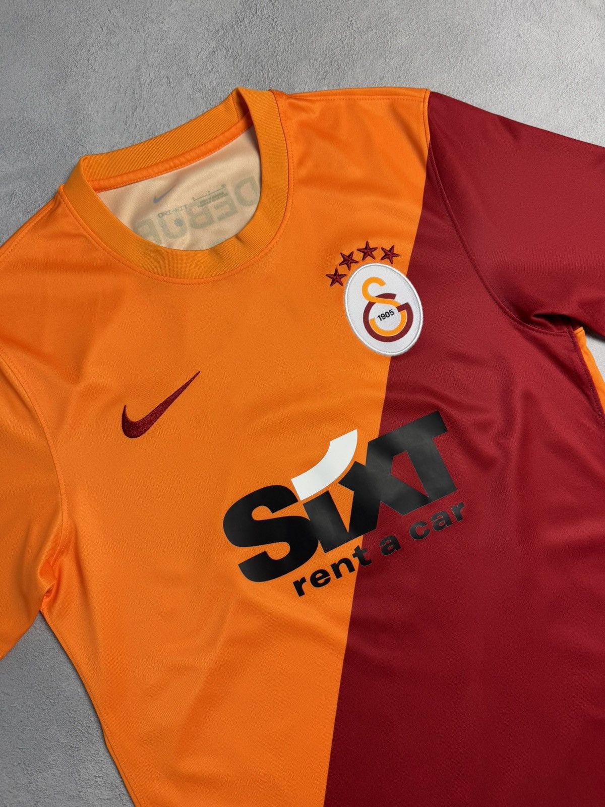 Nike Galatasaray 2021 2022 Home Shirt Soccer Jersey Nike Size US S / EU 44-46 / 1 - 3 Thumbnail