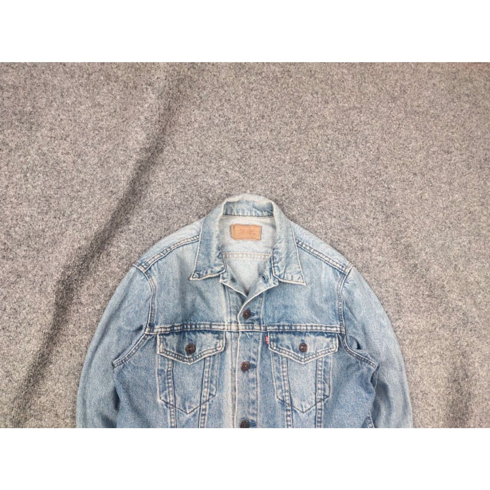 Levi's VINTAGE Levi's Trucker Jacket Denim Blue 70s USA Made 75505 0212 M Blue Denim Jacket Mens 70s USA Trucker 75505 0212 Size US M / EU 48-50 / 2 - 2 Thumbnail