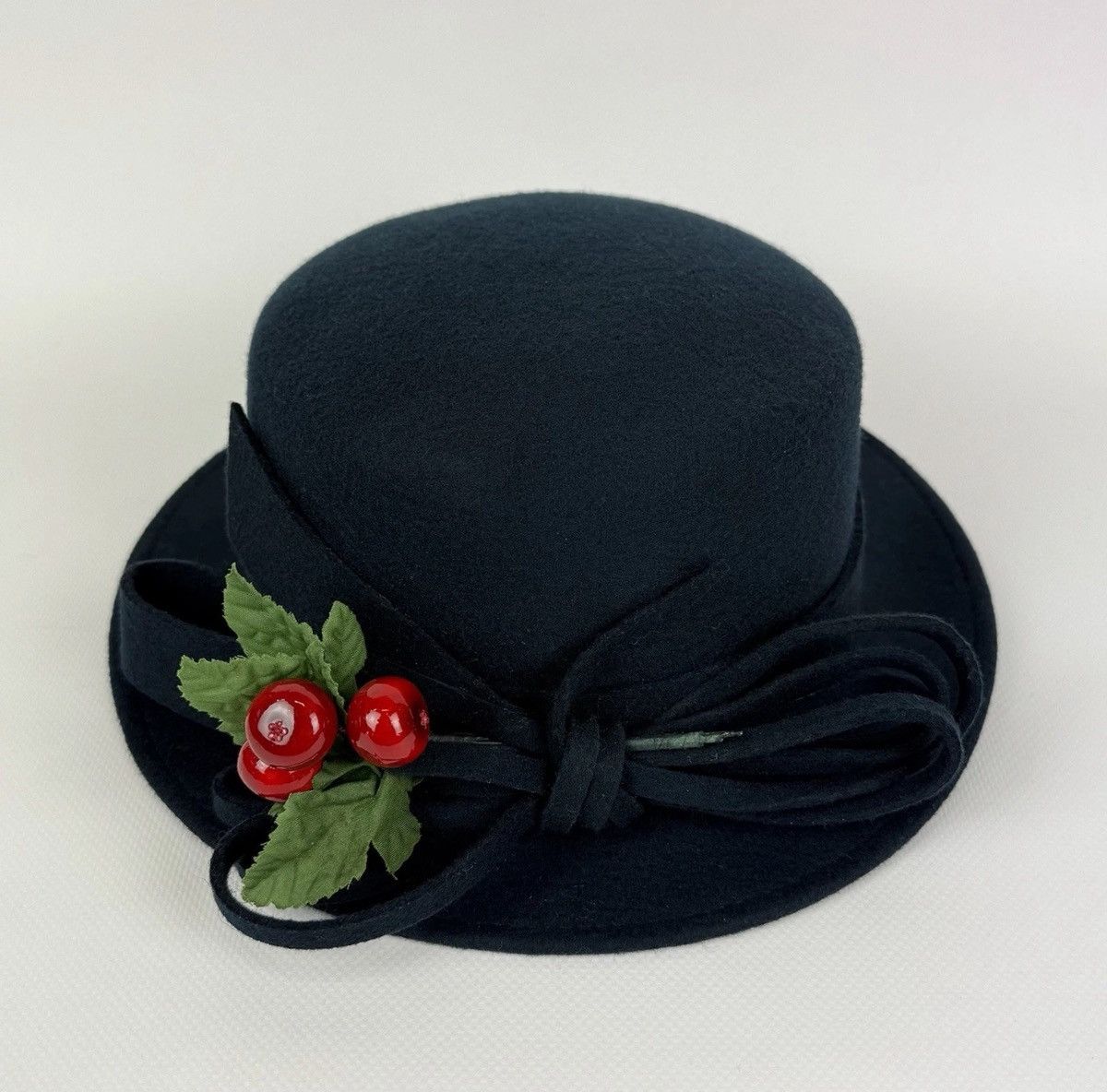Kangol Vintage Kangol 100% Wool Felt Hat Women One Size Blue Cherry Size ONE SIZE - 1 Thumbnail
