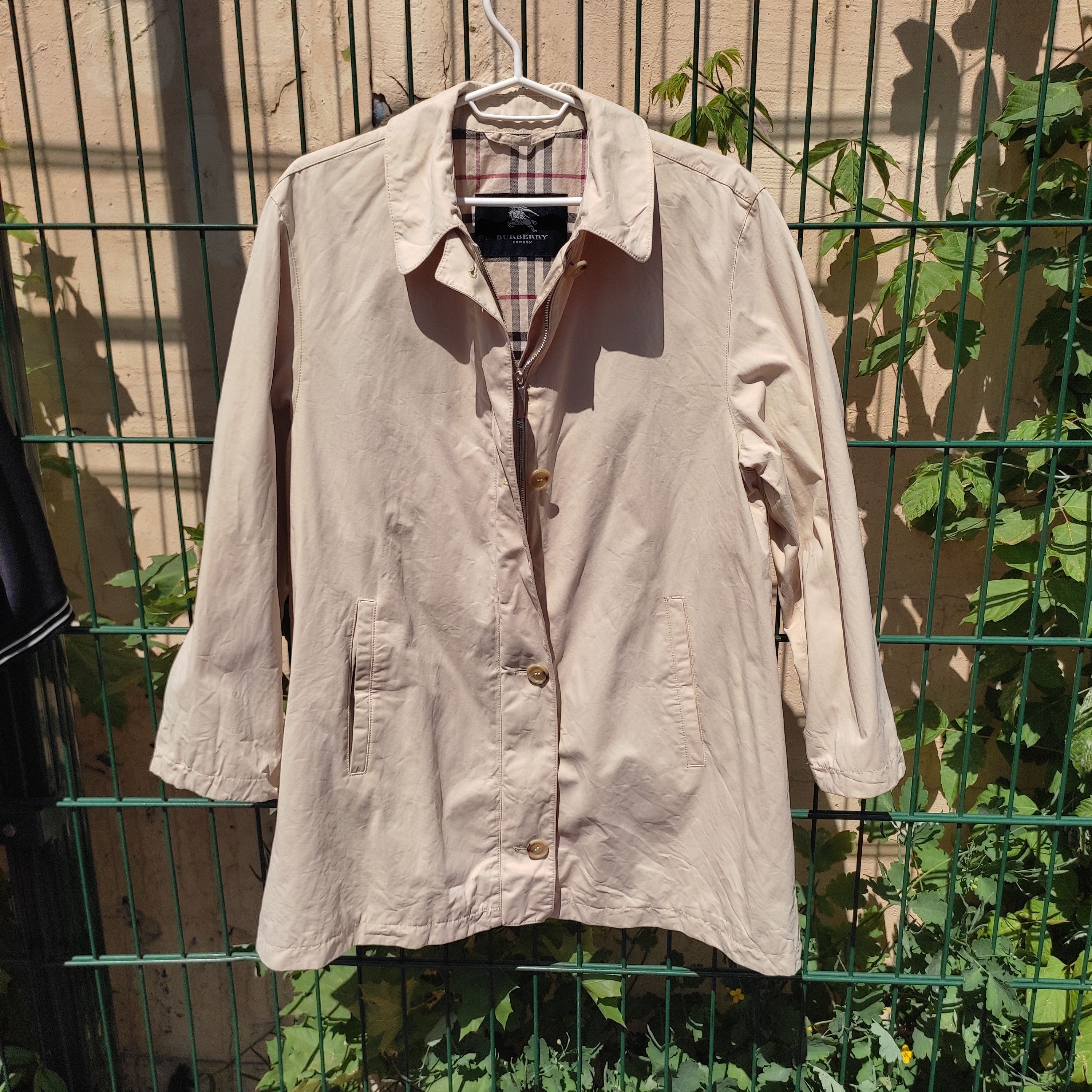 Burberry × Vintage Burberry London Womens vintage Light Coat jacket nova check Size XS / US 0-2 / IT 36-38 - 2 Thumbnail