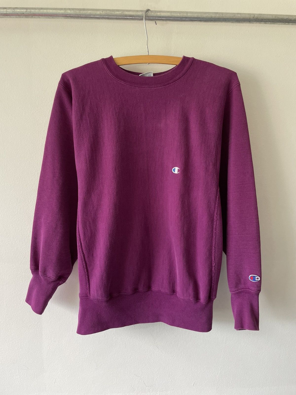 Champion Vintage 90s Purple Champion Reverse Weave Sweatshirt Size US M / EU 48-50 / 2 - 2 Thumbnail