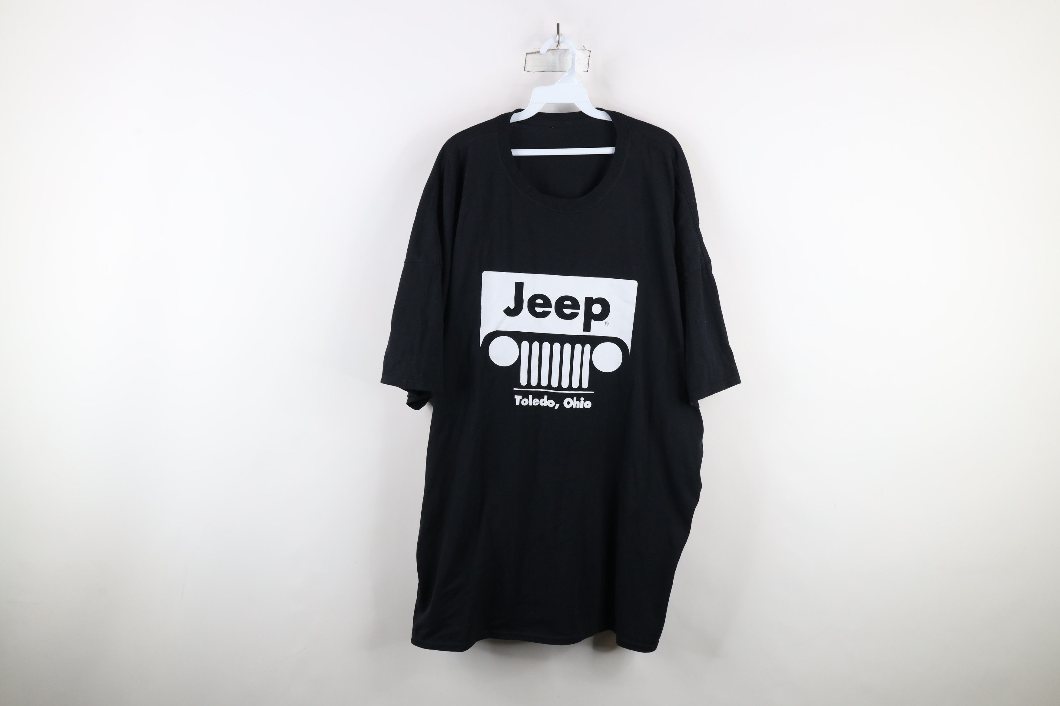Vintage Vintage 90s Spell Out Jeep Motors Toledo Ohio T-Shirt Black Size US XXL / EU 58 / 5 - 1 Thumbnail