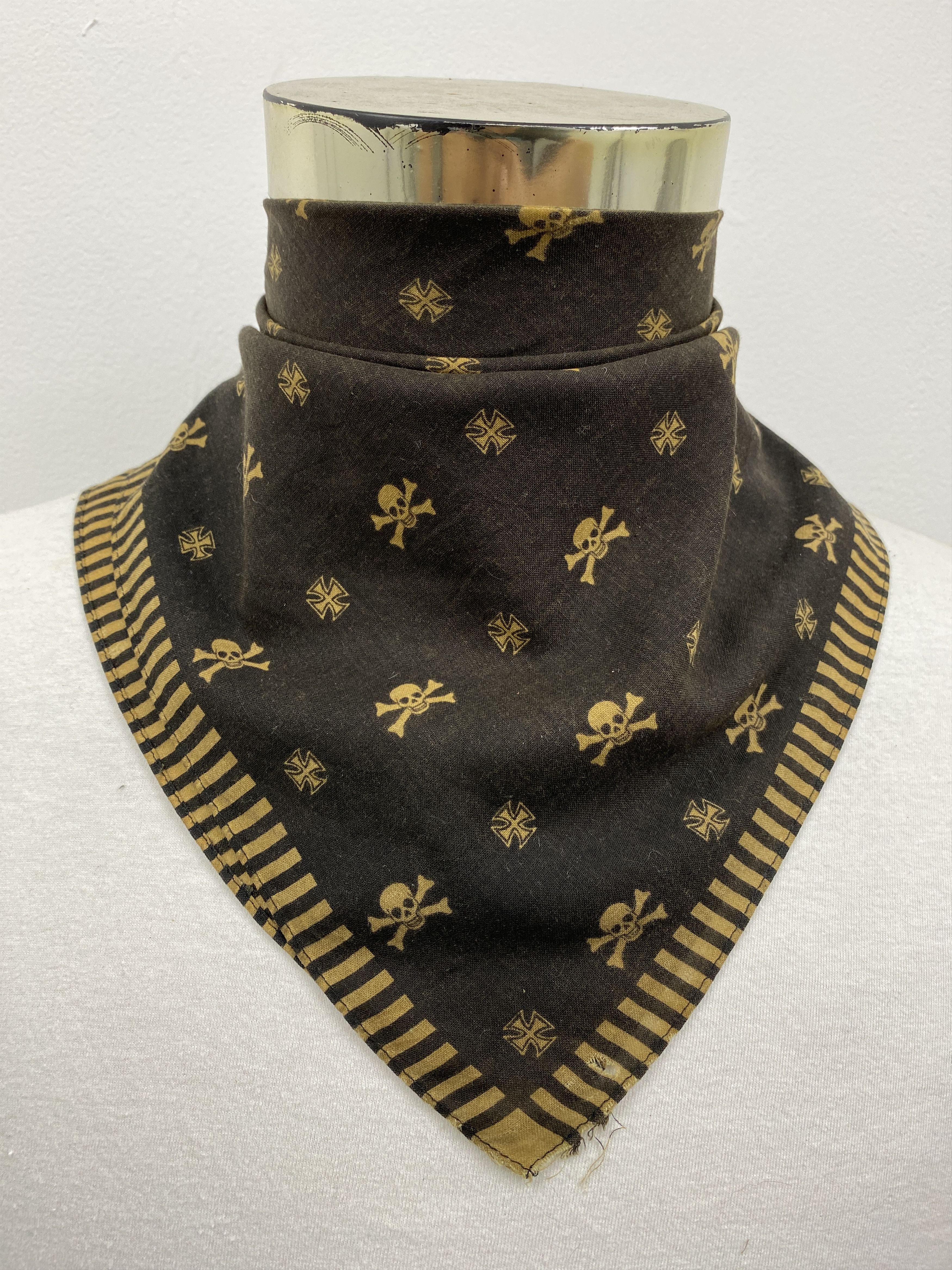 Other Unbranded Skull Bandana Handkerchief HKC0445 Size ONE SIZE - 2 Thumbnail