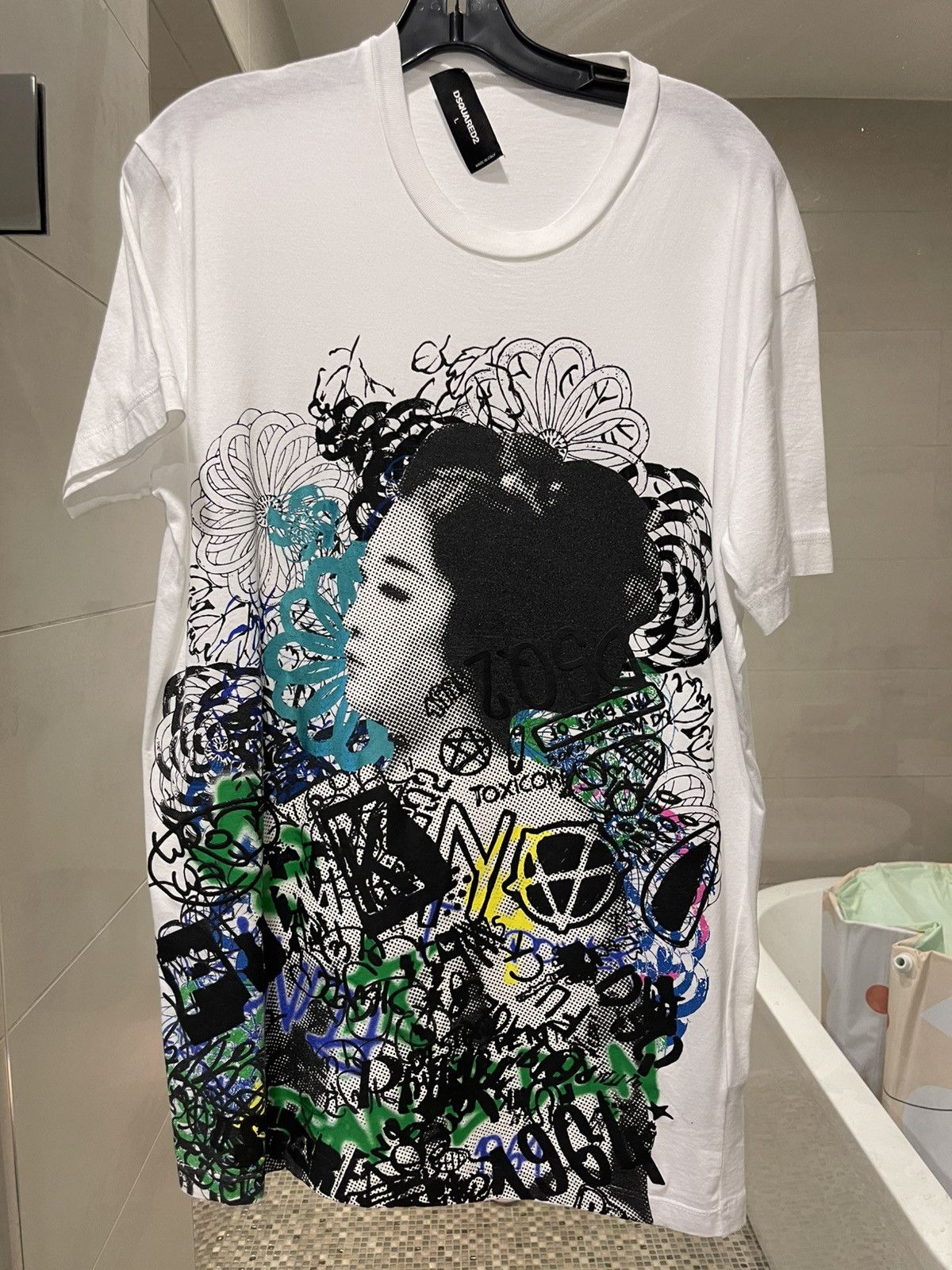 Dsquared2 DSQUARED2 Toxiccoma graphic Tee Size US L / EU 52-54 / 3 - 1 Thumbnail