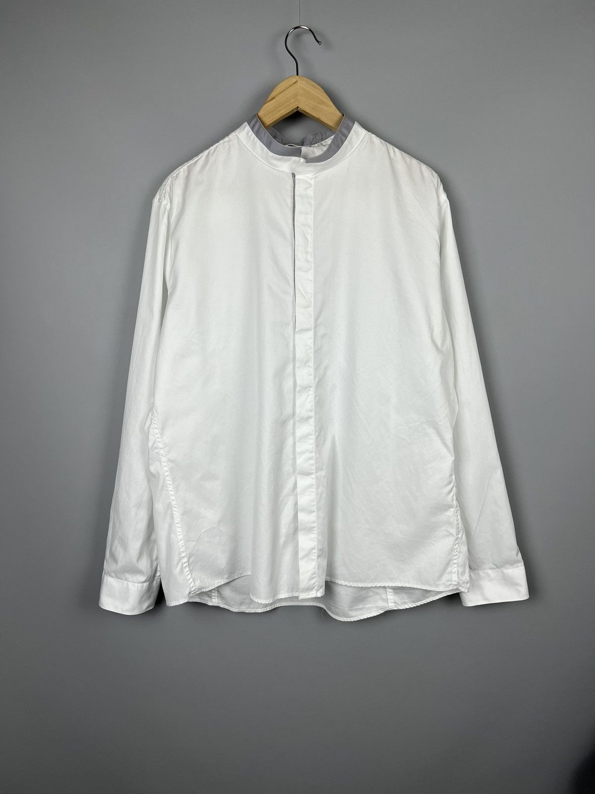 Christian Dior Monsieur Christian Dior parfums uniforms White Shirt button up Size US L / EU 52-54 / 3 - 1 Thumbnail