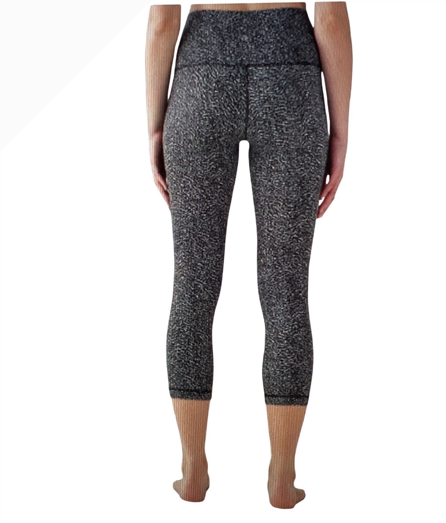 Lululemon Lululemon Wunder Under Crop Ripple Jacquard Black Leggings 6 Size 28" / US 6 / IT 42 - 1 Thumbnail