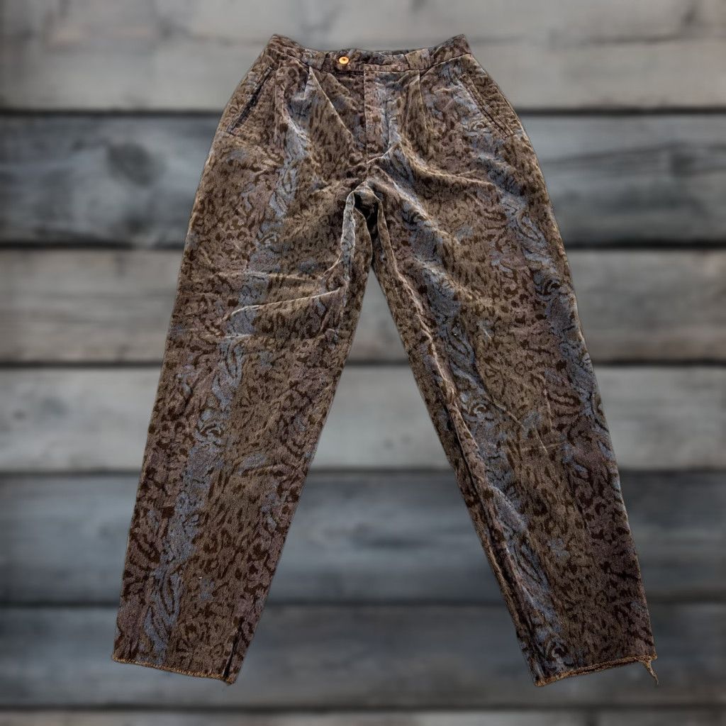 Vintage VINTAGE Serenella Boston Pants Women 31 Brown Leopard Print Velour 90s Workwear Casual Animal Print Relaxed Ankle 27in Inseam Women USA-made Size 24" / US 00 / IT 34 - 1 Thumbnail