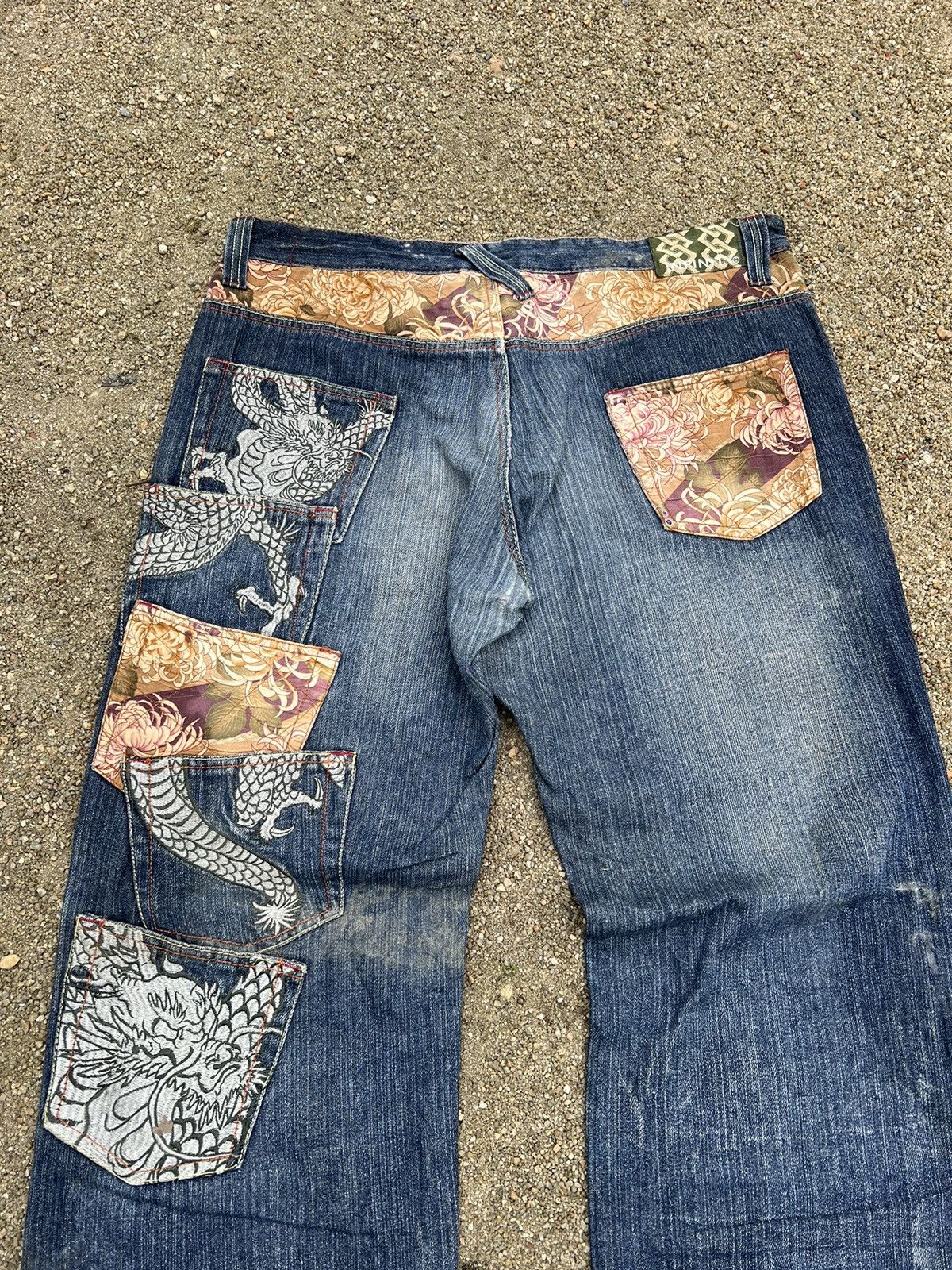 If Six Was Nine ‼️OFFER‼️Vintage jeans infinity dragon pocket saiz 38 Size US 38 / EU 54 - 4 Thumbnail