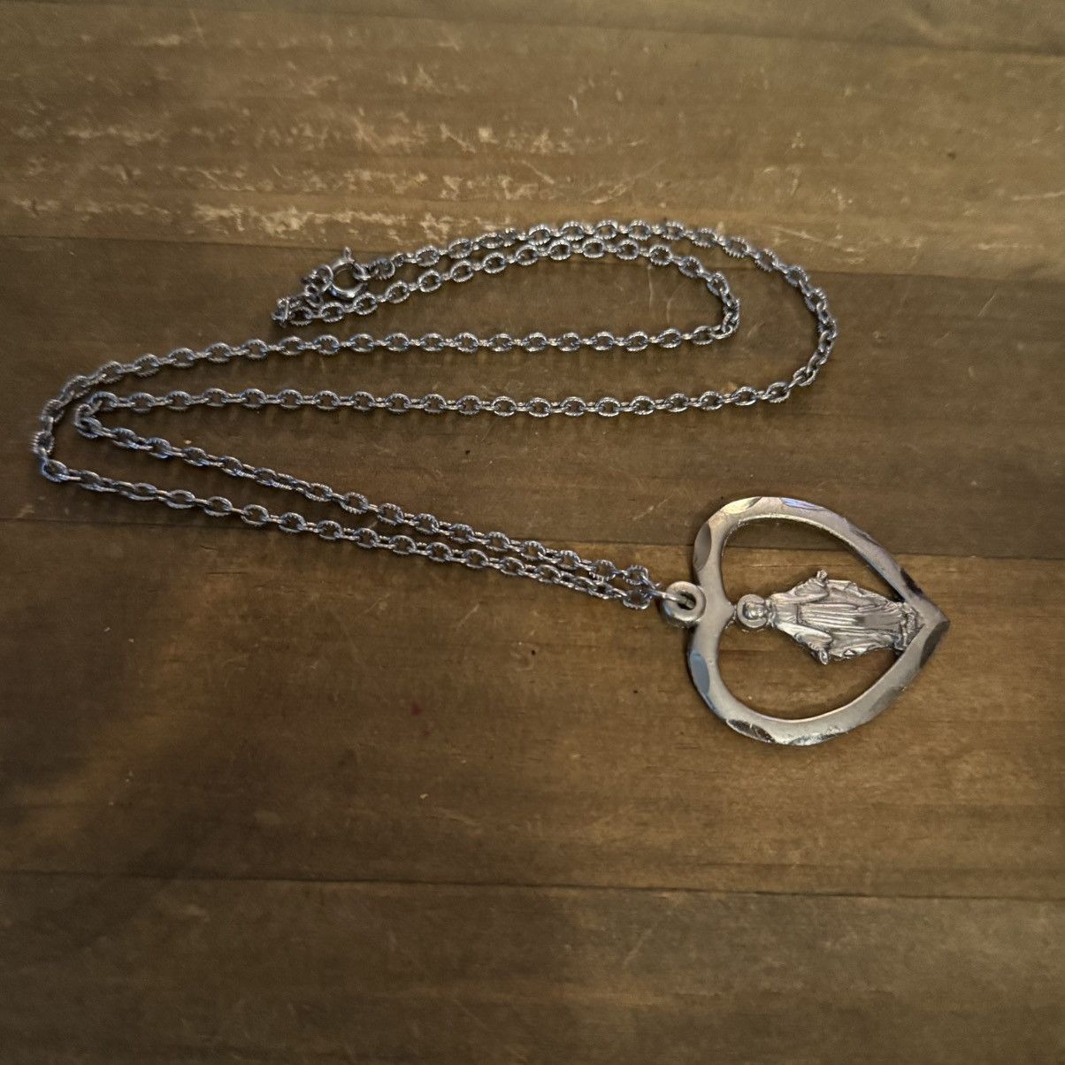 Vintage Vintage silver Miraculous Virgin Mary heart pendant necklace Size ONE SIZE - 2 Thumbnail