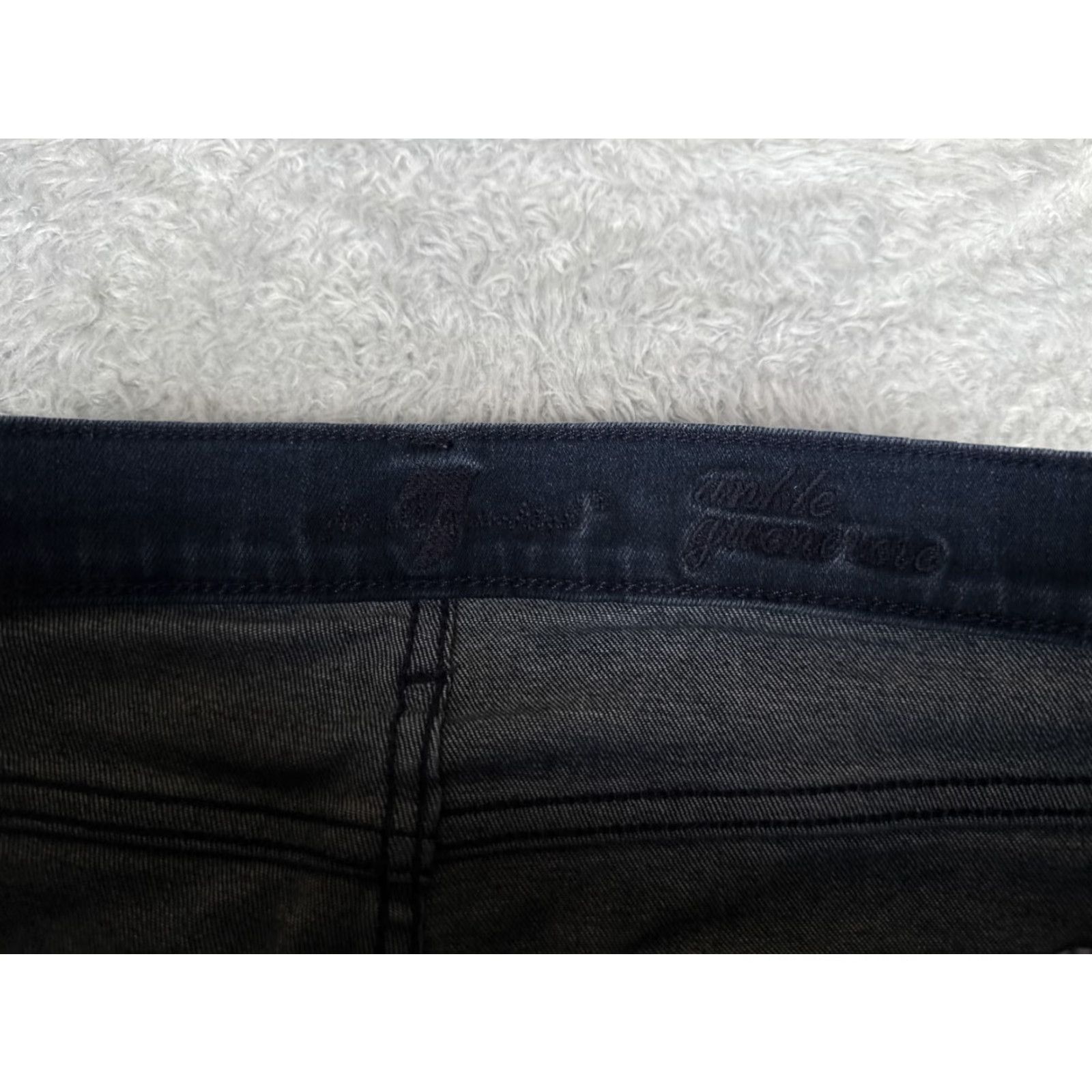 7 For All Mankind 7 For All Mankind Jeans Womens 26 Blue Denim Ankle Gwenevere Tapered 26x27 Size 26" / US 2 / IT 38 - 6 Thumbnail