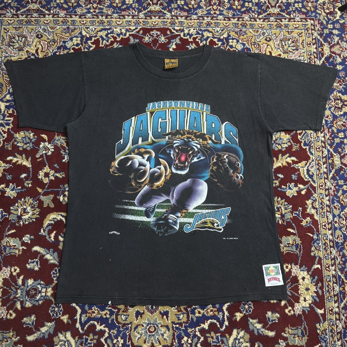 NFL Vintage 1994 Jacksonville Jaguars Tee Nutmeg 90s NFL tee Size US XL / EU 56 / 4 - 3 Thumbnail