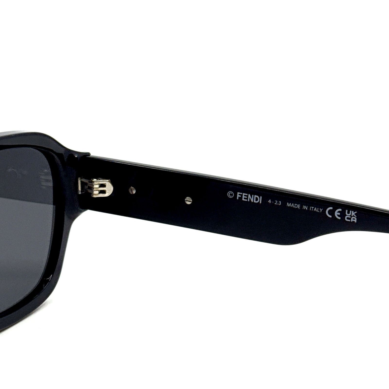Fendi NEW!!! FENDI Sunglasses FE40130F 01A Authentic Size ONE SIZE - 9 Thumbnail