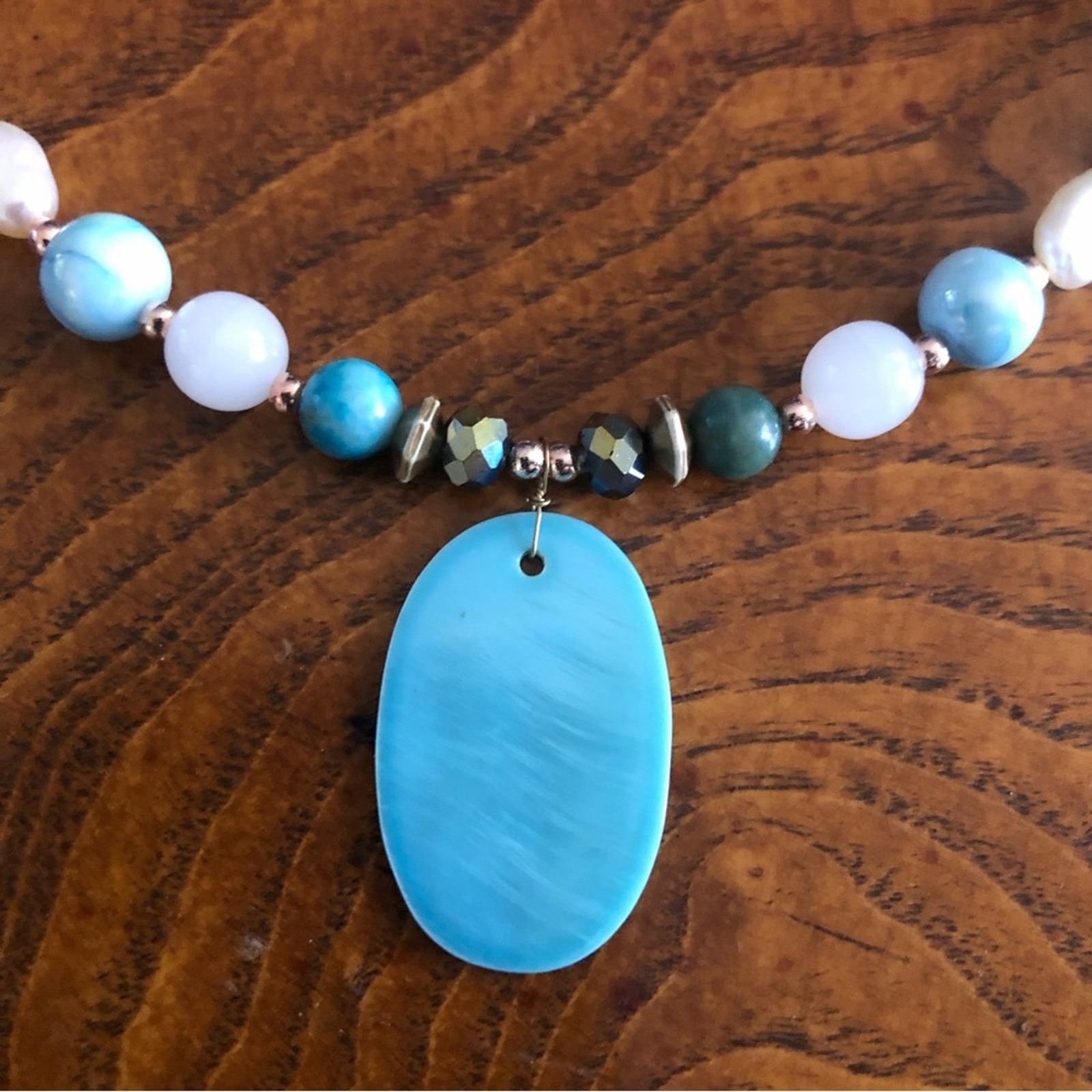 Handmade Handcrafted abalone shell howlite genuine pearl necklac Size ONE SIZE - 9 Thumbnail
