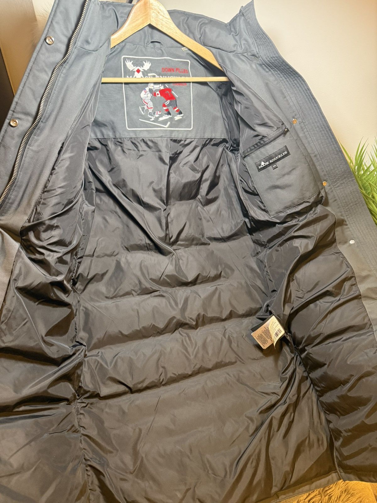 Moose Knuckles Moose Knuckles Stirling Long Parka Women’s M Grey Size M / US 6-8 / IT 42-44 - 4 Thumbnail