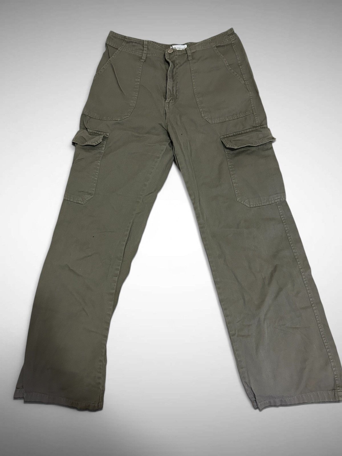 Zara Zara cargo pants Size 30" / US 8 / IT 44 - 2 Thumbnail