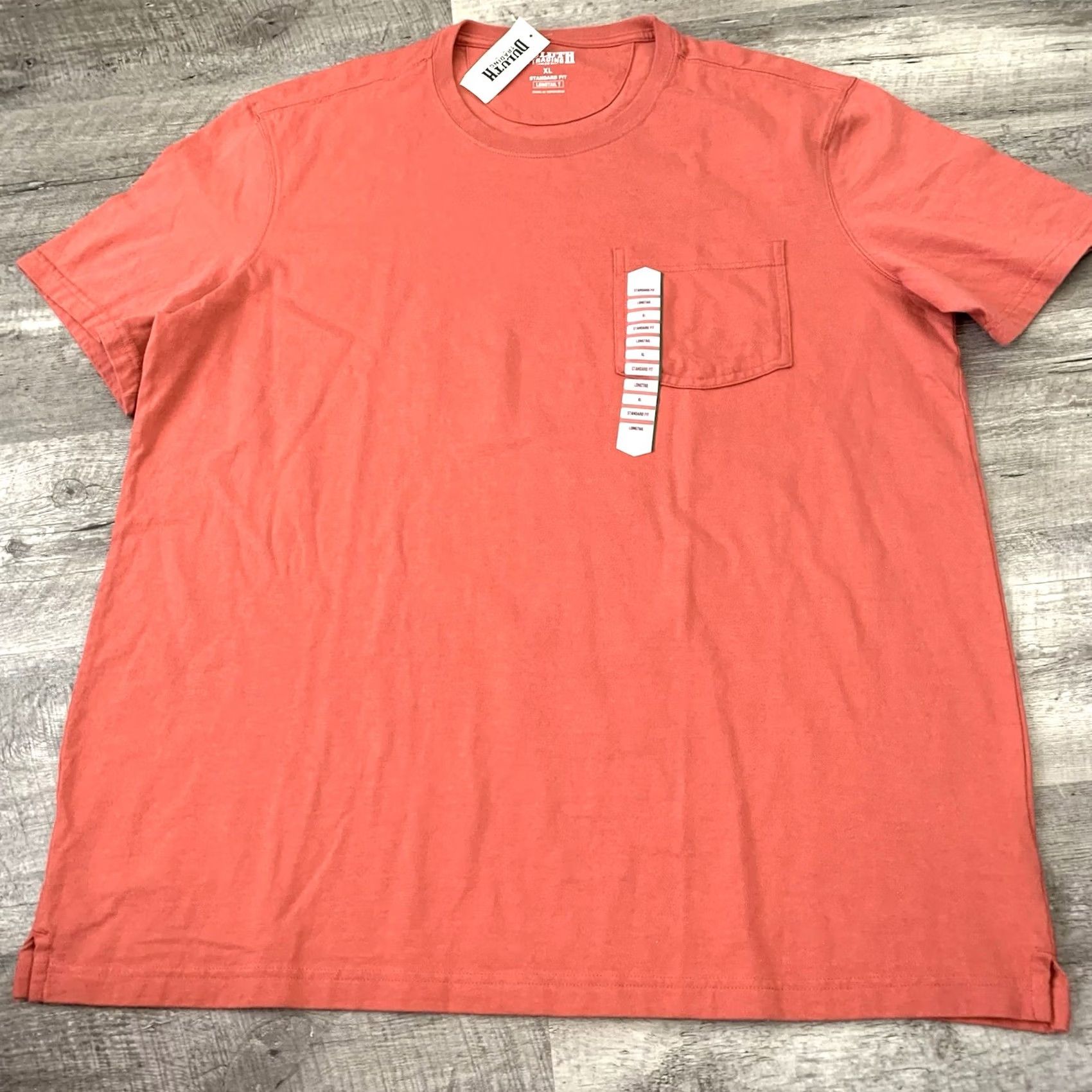 Duluth Trading Company Duluth Trading Longtail Pocket T-Shirt Mens XL Red 100% Cotton Short Sleeve Crew Neck Easy Care Pocketed All Seasons Regular Fit Tee Size US XL / EU 56 / 4 - 7 Thumbnail