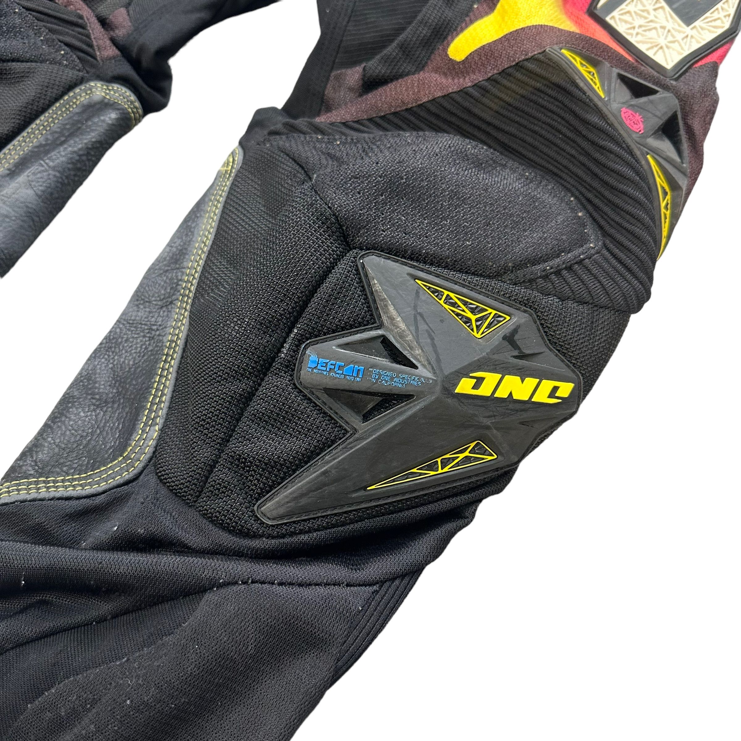 Japanese Brand ONE INDUSTRIES DEFCAN MOTOCROSS PANT #8088-201 Size US 32 / EU 48 - 7 Thumbnail
