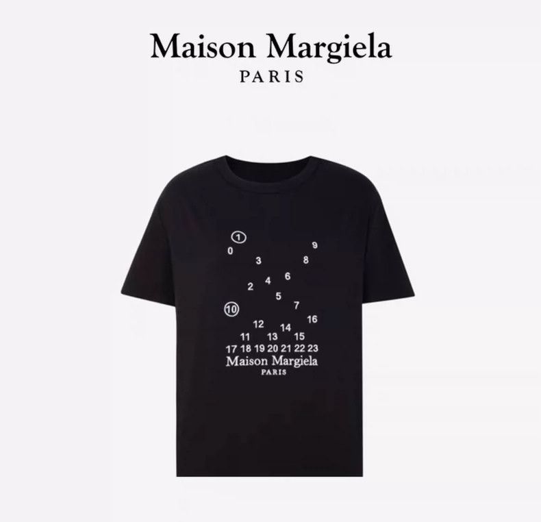 Maison Margiela Maison Margiela Digital LOGO calendar printed cotton short- Size US L / EU 52-54 / 3 - 1 Thumbnail