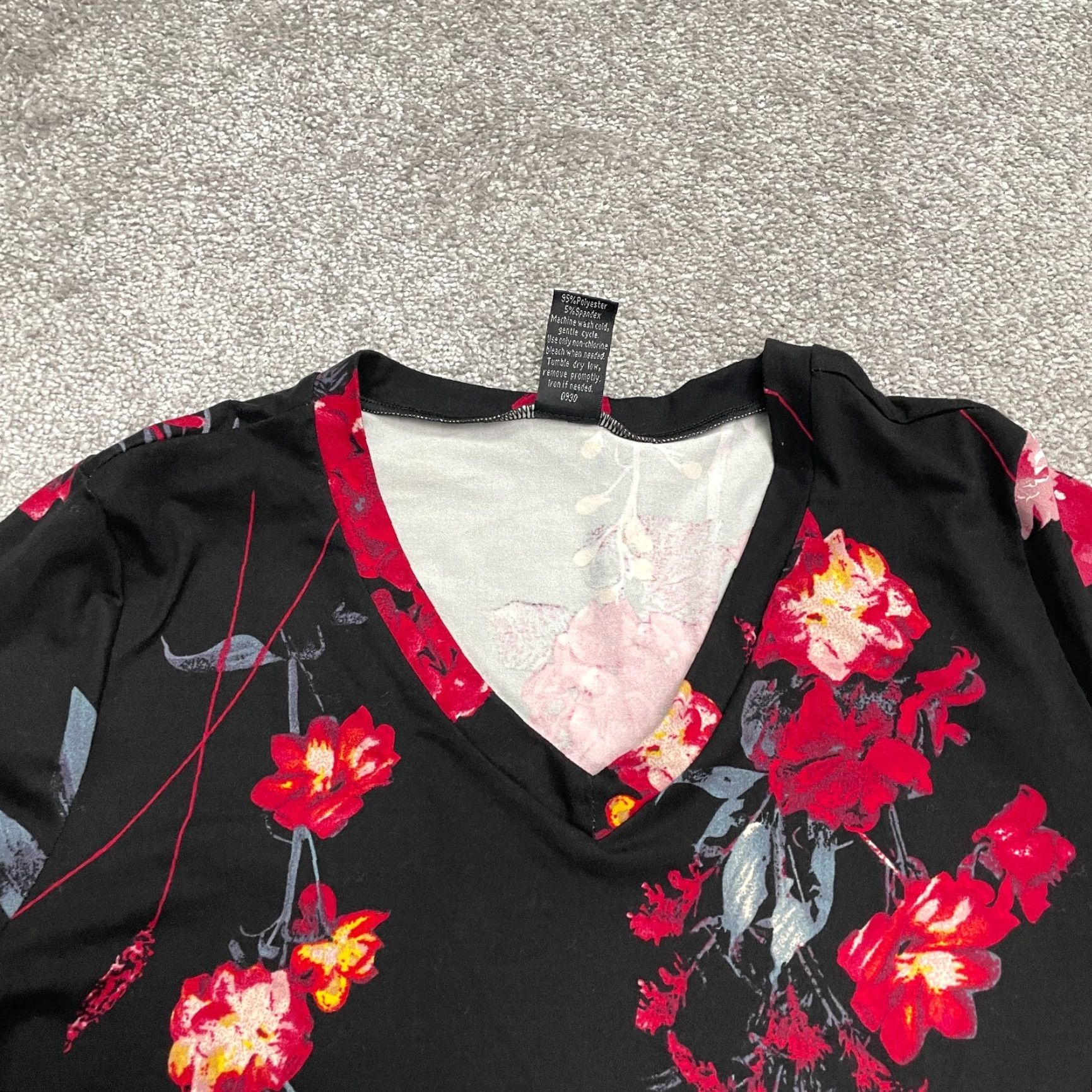 Vintage Lildy Floral Tunic Womens S-M Black Red V-Neck Long Sleeve Relaxed Pocket Casual Shirts Size S / US 4 / IT 40 - 3 Thumbnail