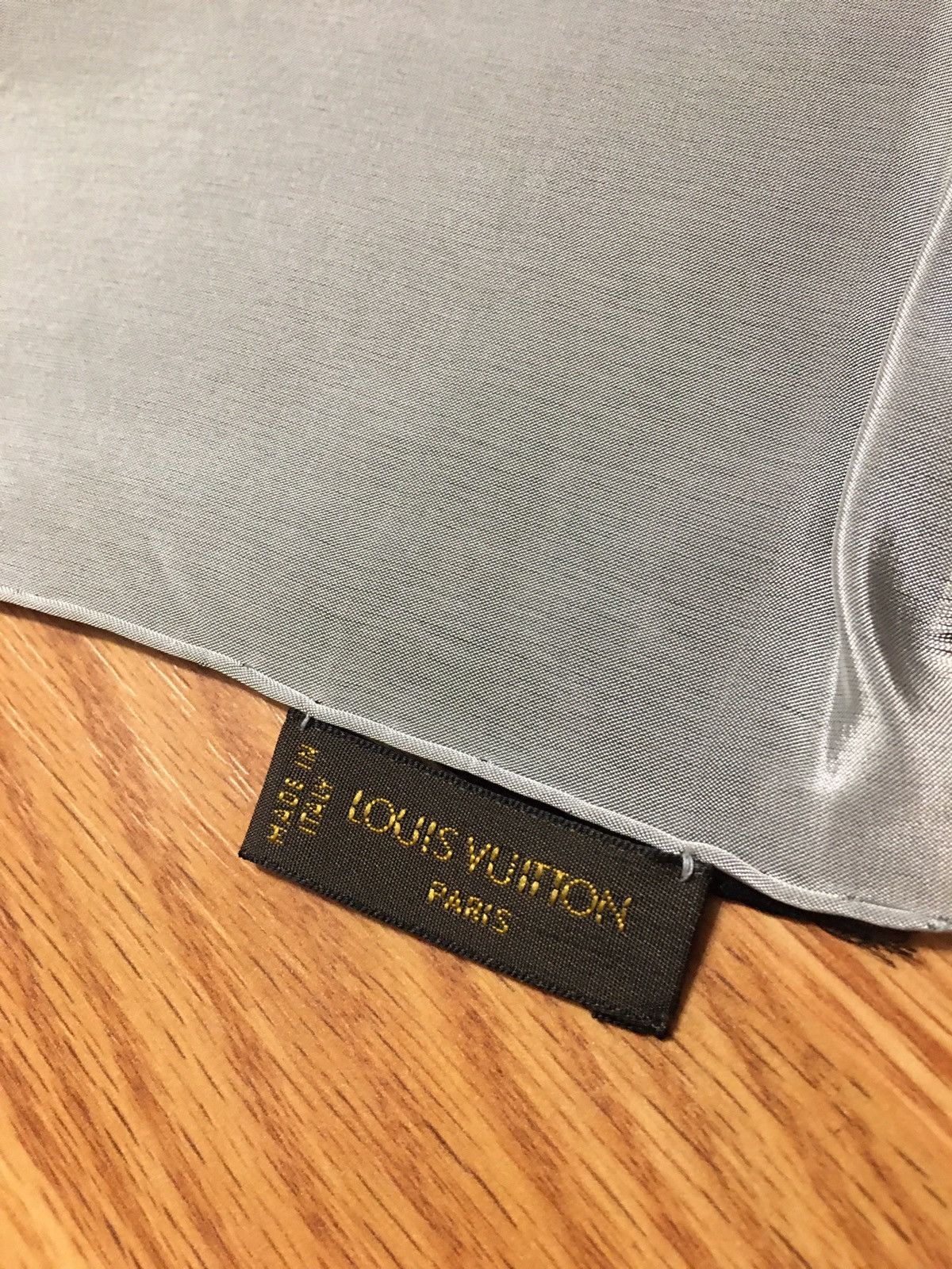 Louis Vuitton LOUIS VUITTON Double Layered Silk Acetate Shawl Scarf Size ONE SIZE - 8 Thumbnail