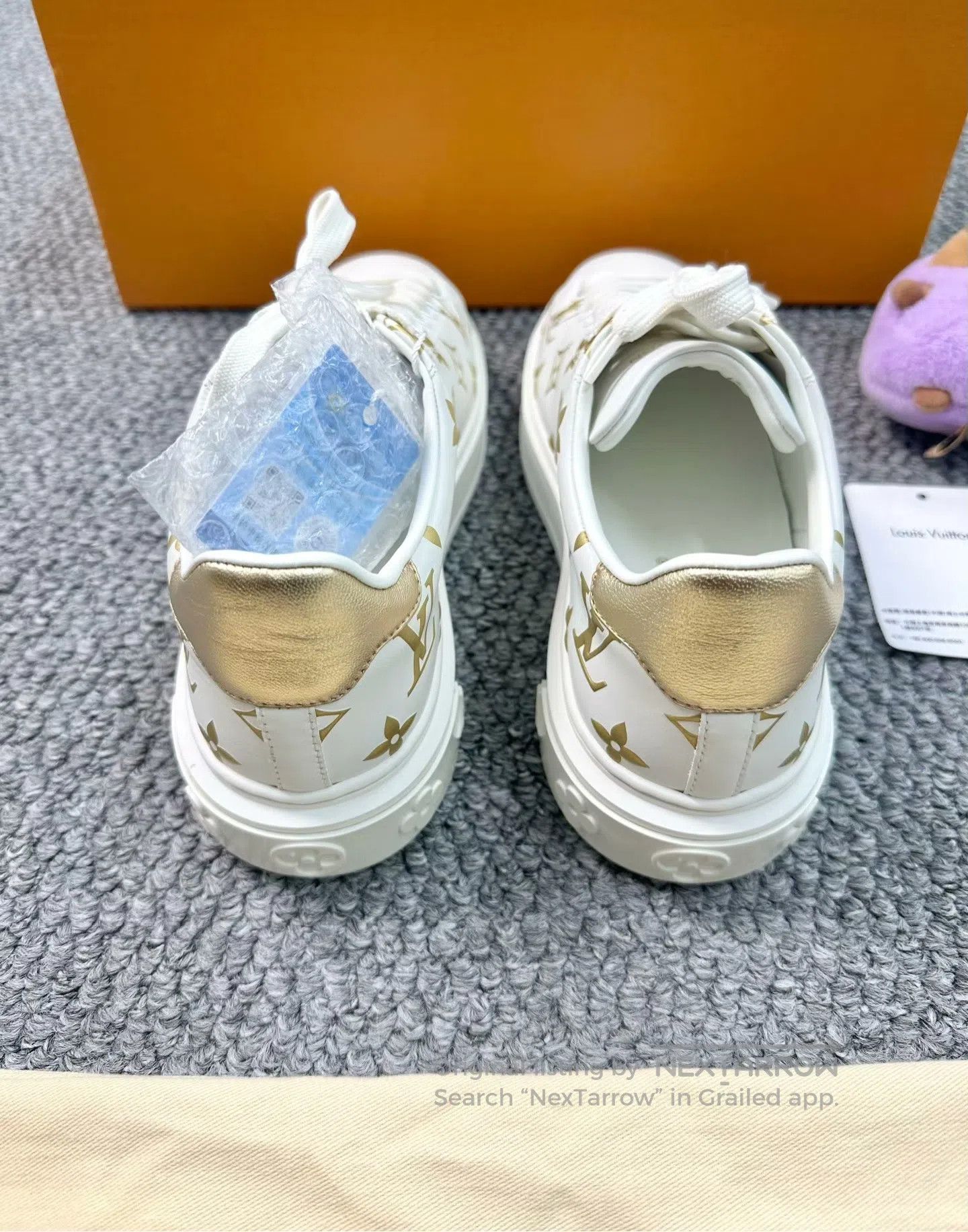 Louis Vuitton Louis Vuitton White Monogrammed Logo Leisure Sneakers| Size US 5.5 / IT 35.5 - 4 Thumbnail