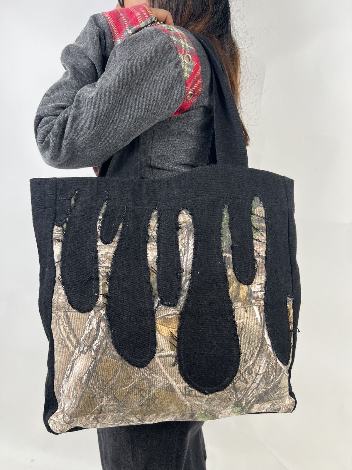 Vintage Upcycled 1of1 reqltree toope bag Size ONE SIZE - 2 Thumbnail