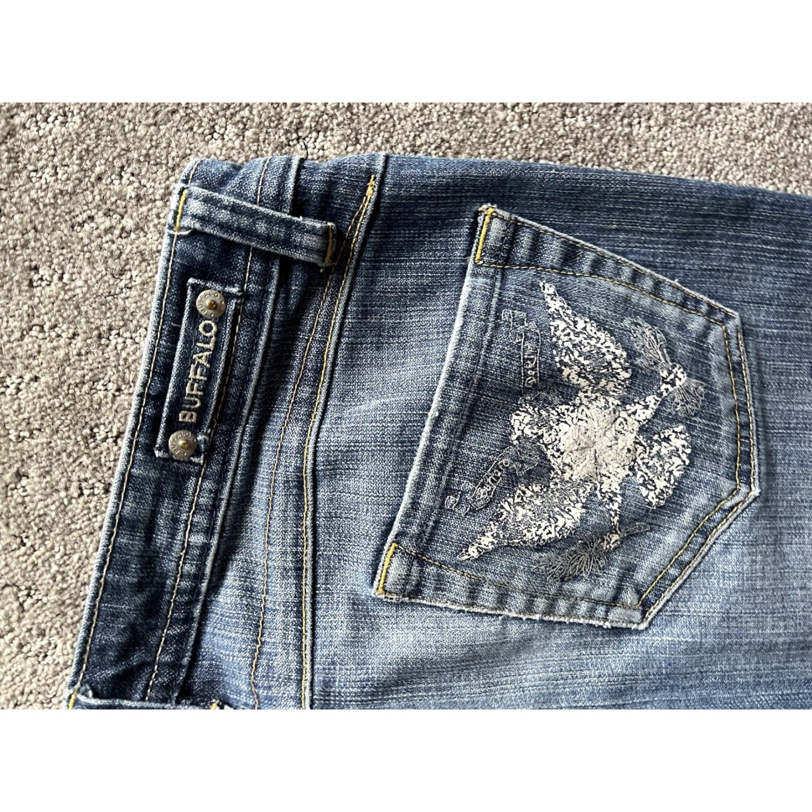 Buffalo David Bitton VINTAGE Buffalo David Bitton Pure Jeans 27 Flared Leg Womens Jeans 27 Blue 28 Inseam Ultra Low Rise Size 27" / US 4 / IT 40 - 5 Thumbnail