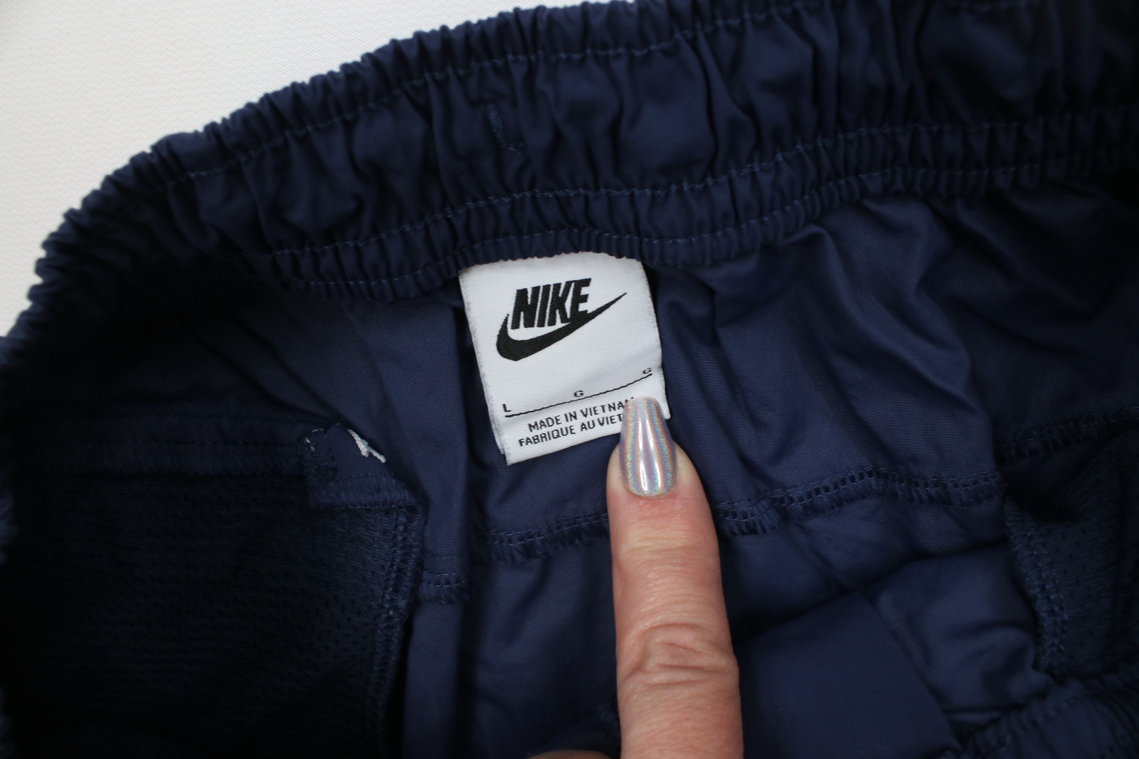 Nike Vintage Y2K Nike Above Knee Windbreaker Cargo Shorts Blue Size US 36 / EU 52 - 8 Thumbnail