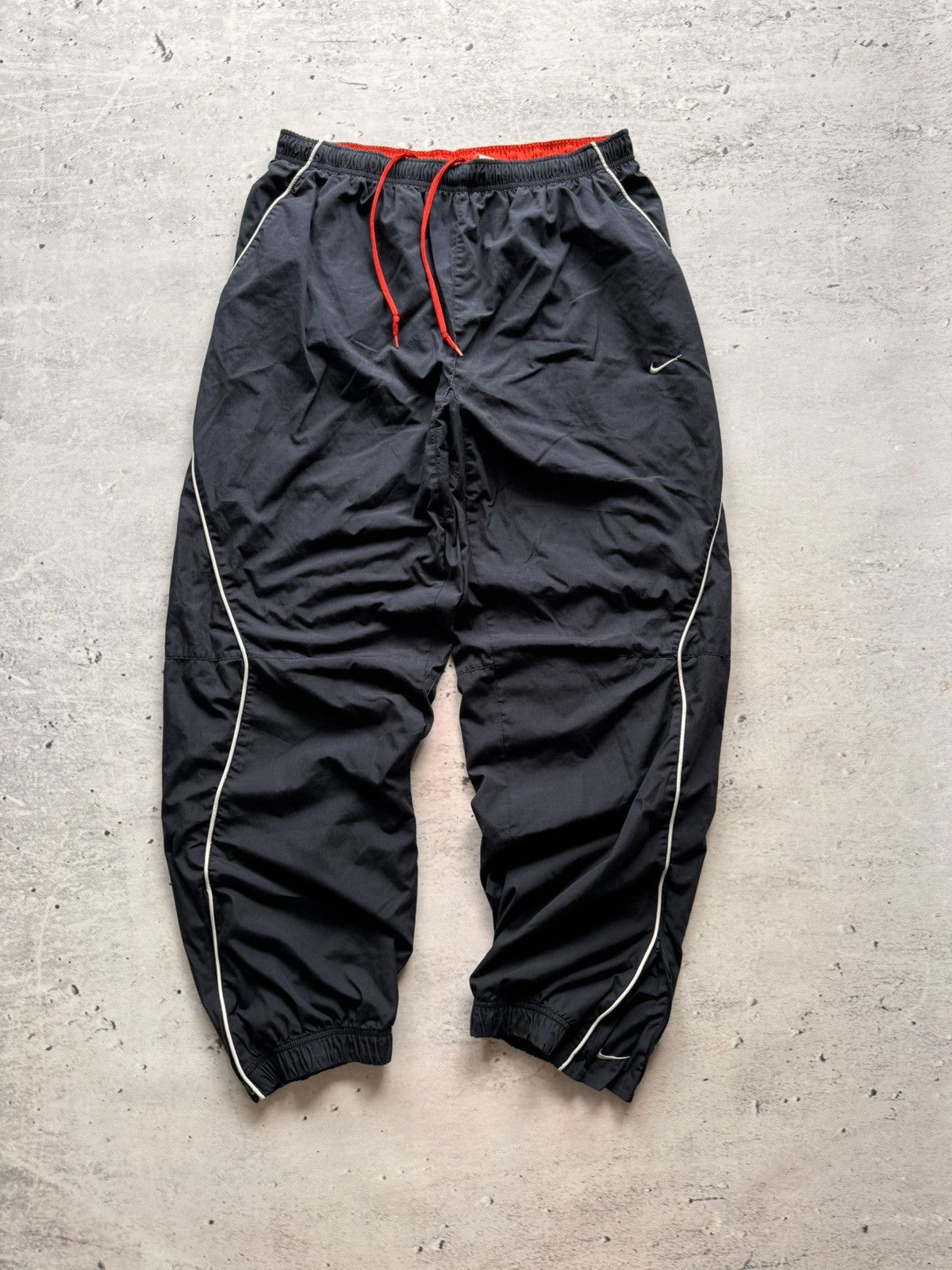 Nike × Vintage NIKE VINTAGE BASIC LOGO OVERSIZE BAGGY PANTS Size US 34 / EU 50 - 1 Thumbnail