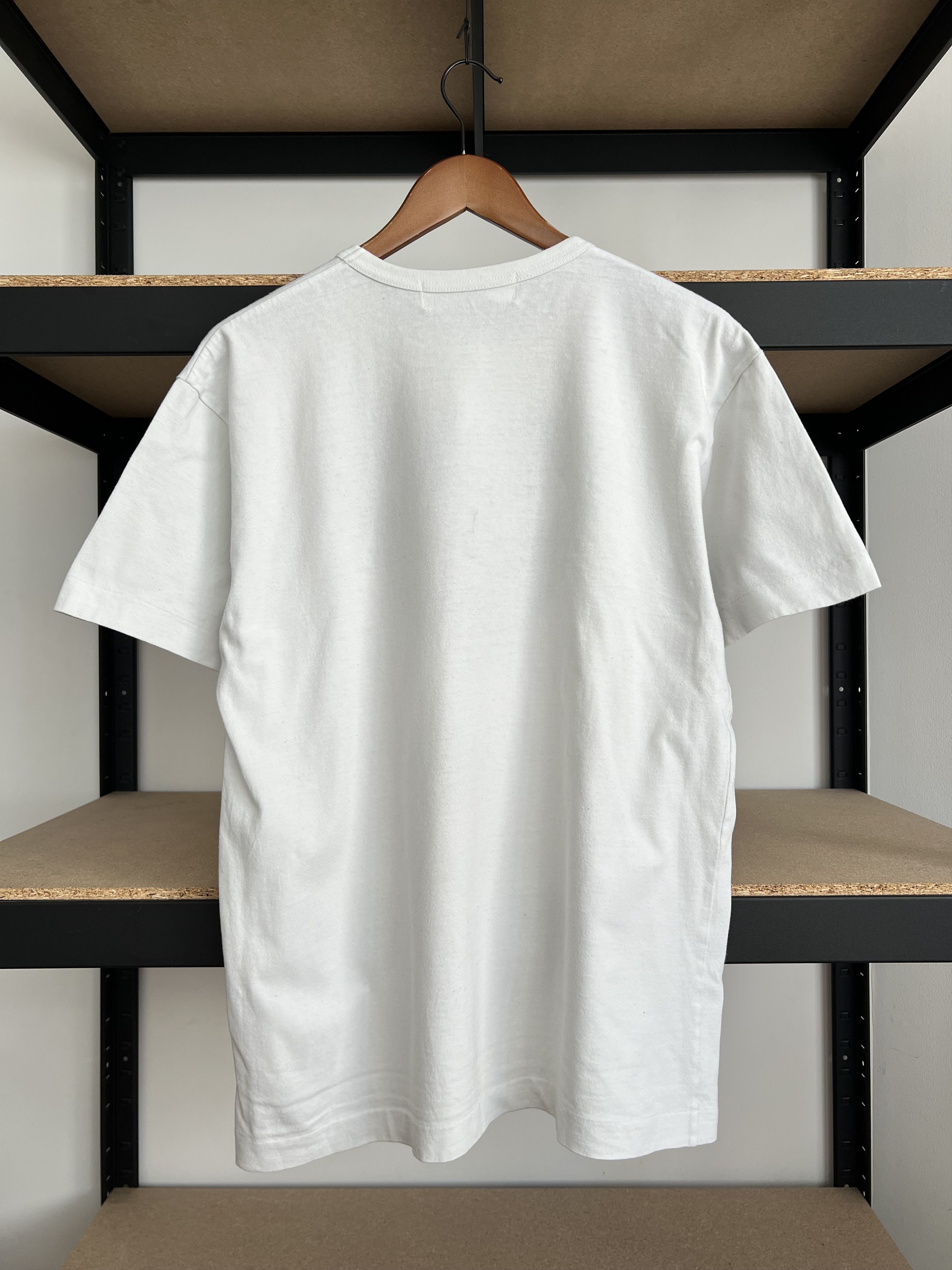 Comme des Garcons PLAY Comme des Garcons Play CDG White T-shirt Size US L / EU 52-54 / 3 - 2 Thumbnail