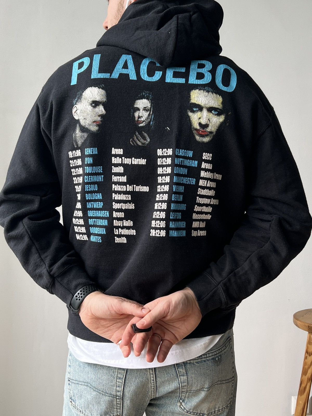 Fruit Of The Loom Vintage Placebo MEDS Tour 2006 Hoodie Rare Black M/L Size US M / EU 48-50 / 2 - 1 Thumbnail