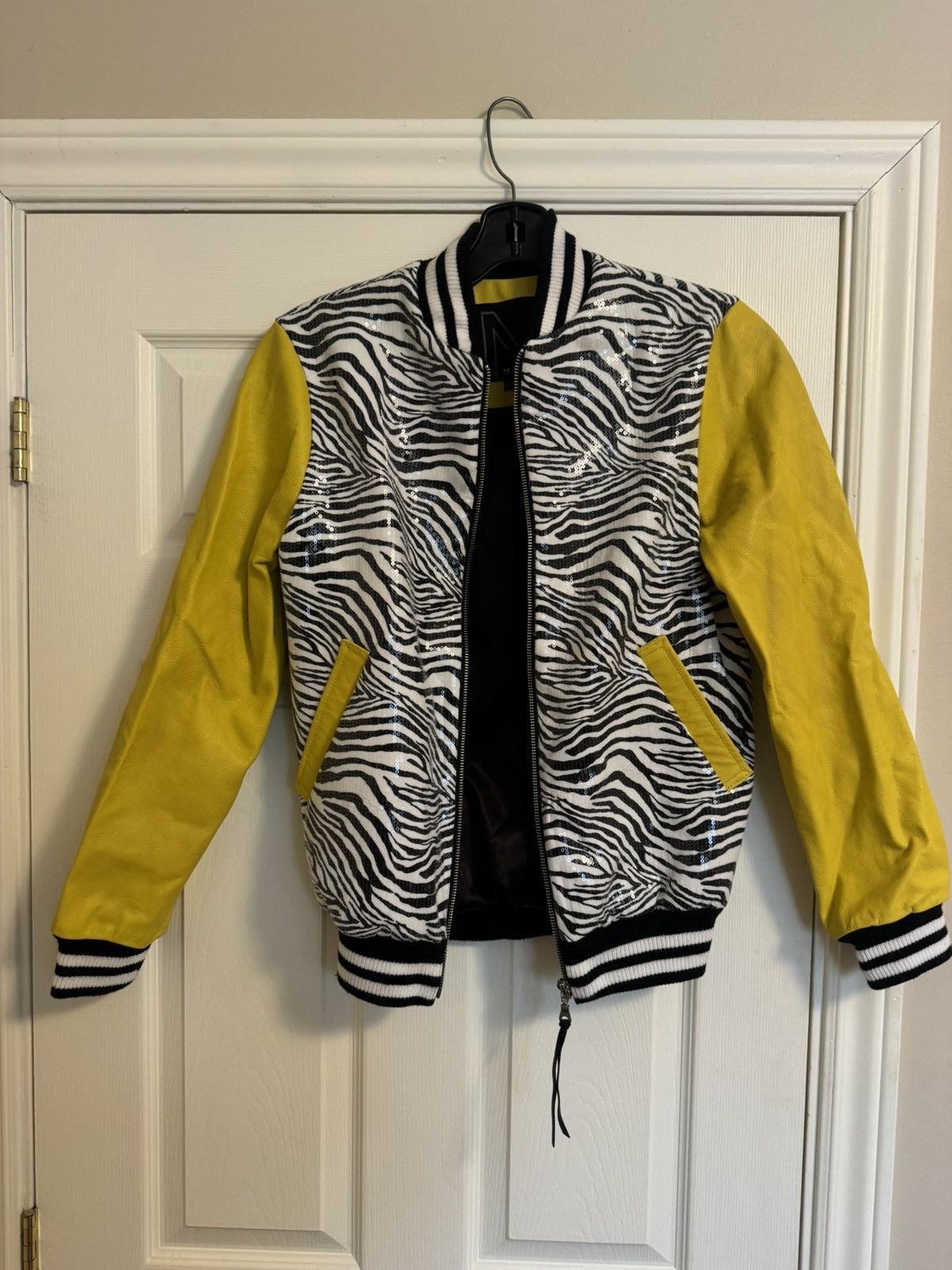 Other Stylish Designer Sequin and LeatherZebra Print Unisex Jacket Size US XS / EU 42 / 0 - 3 Thumbnail