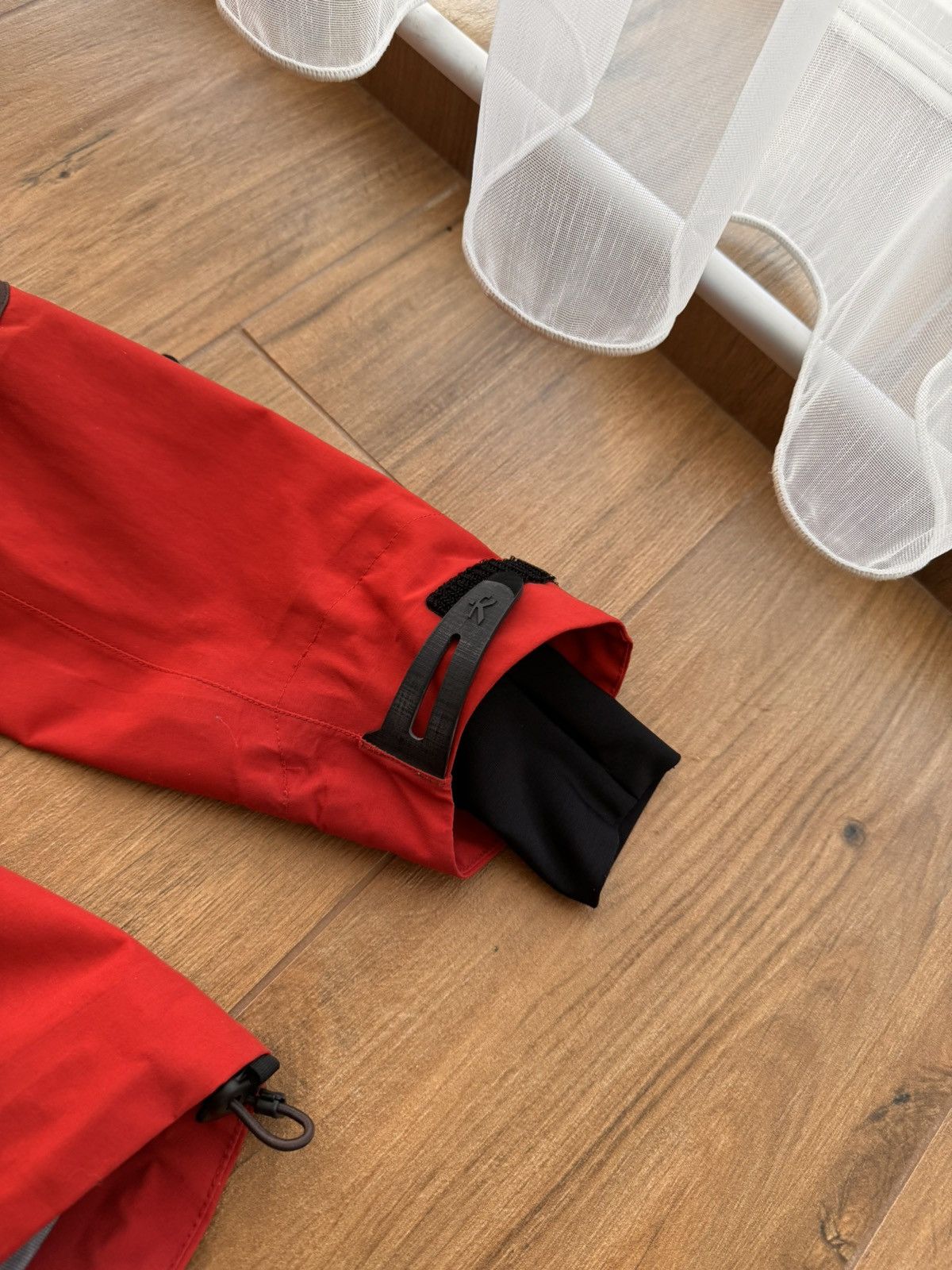 Goretex × Vintage Vintage R’adys Outdoor Essentials Goretex Waterproof Jacket Size M / US 6-8 / IT 42-44 - 6 Thumbnail