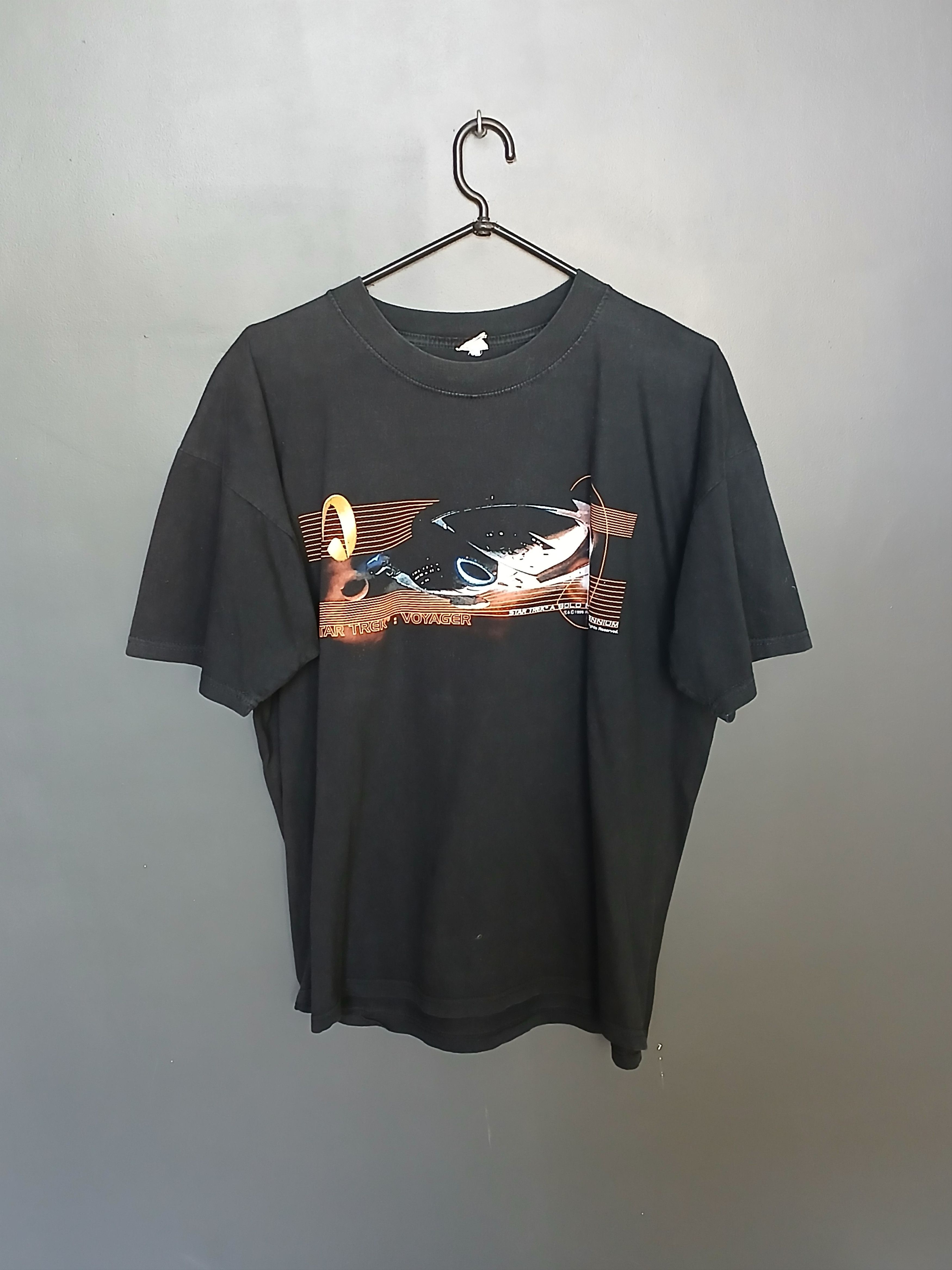 Vintage Vintage 1999 Star Trek Movie T-Shirt Size US XL / EU 56 / 4 - 1 Thumbnail