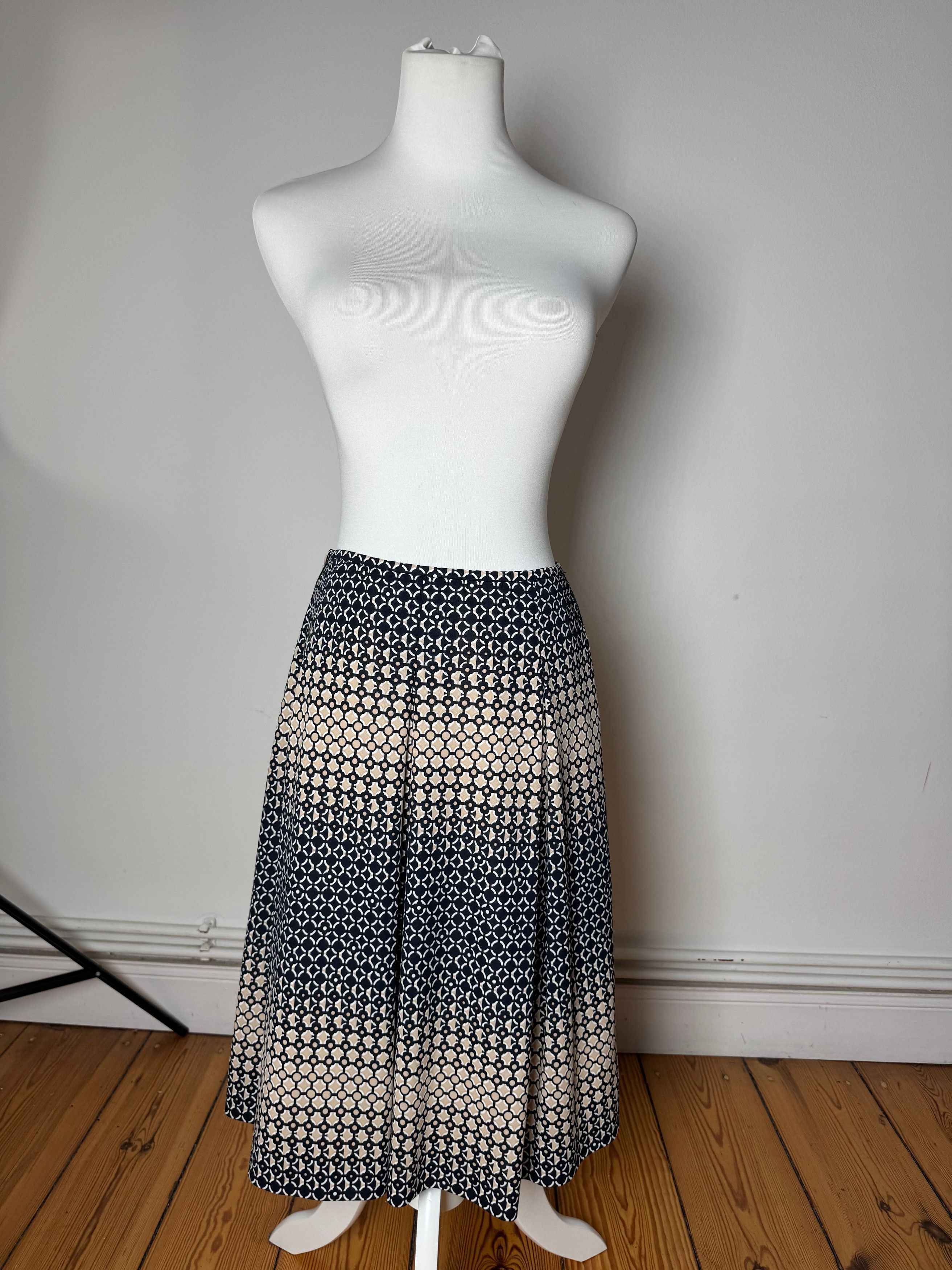 Courreges Vintage Givenchy Skirt Brown Black 36/S Size 30" / US 8 / IT 44 - 1 Thumbnail