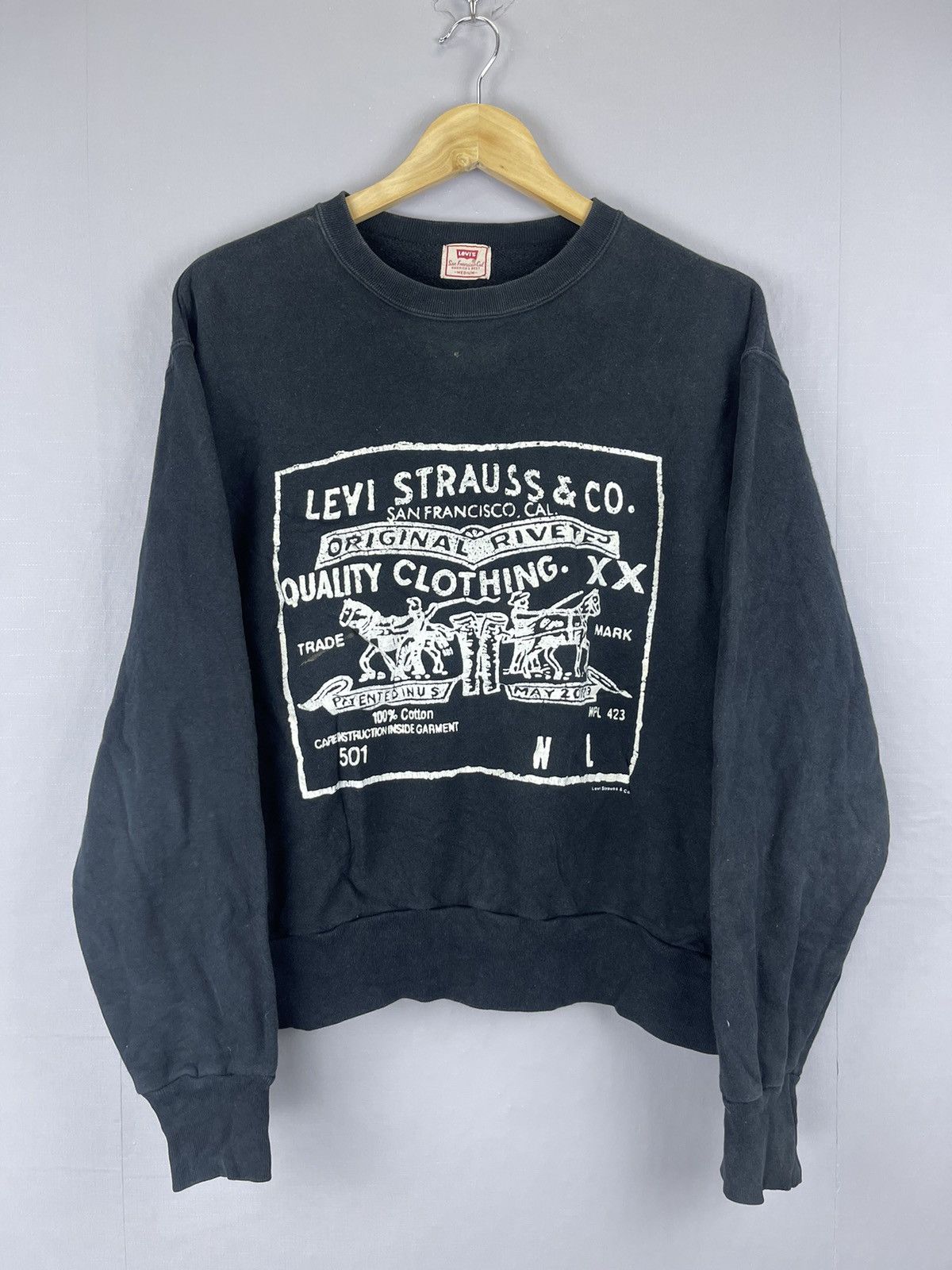 Levi strauss & online co sweatshirt