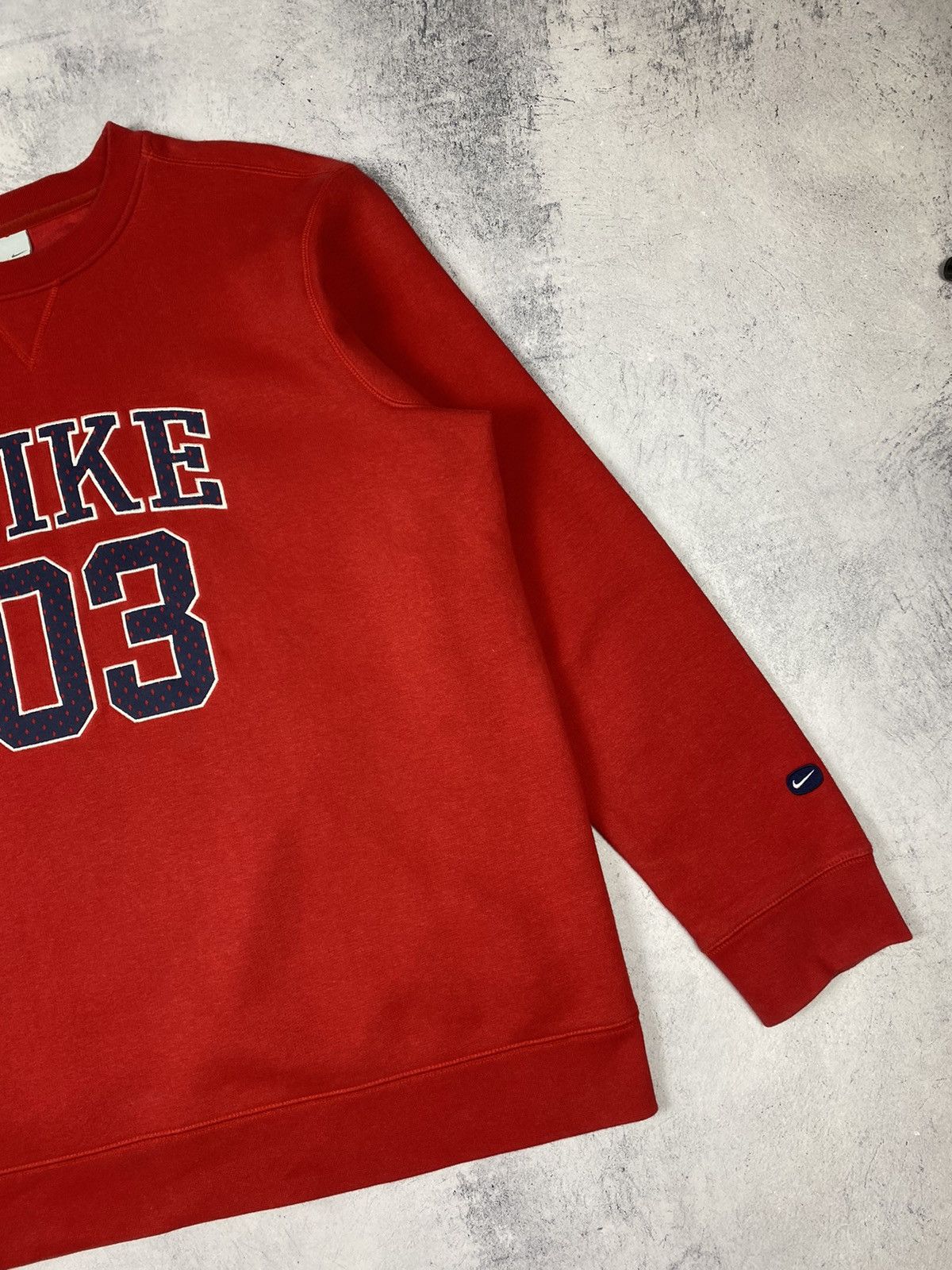 Nike × Vintage Vintage 00s Nike Big Logo Y2K Streetwear Sweatshirt Size US L / EU 52-54 / 3 - 4 Thumbnail
