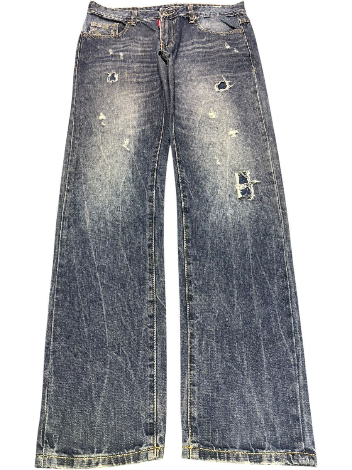Dsquared2 Vintage Japanese Brand Faded Wash Patch Distress Jeans Size US 33 - 1 Thumbnail